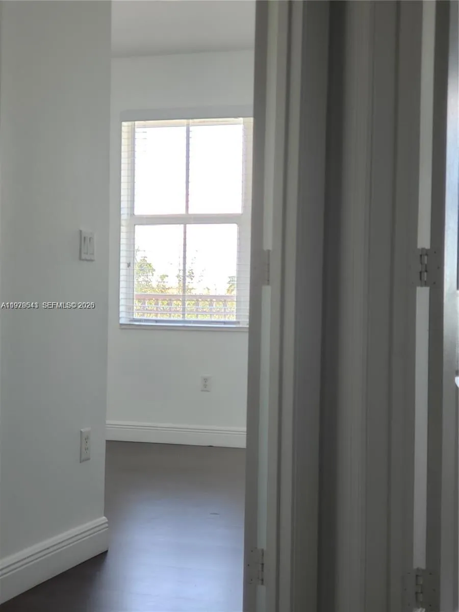 11202 Nw 83rd St 211, Doral, Florida 33178, Doral, Florida 33178, 2 Bedrooms Bedrooms, ,2 BathroomsBathrooms,Residential Lease,For Rent,11202 Nw 83rd St 211, Doral, Florida 33178,A11979543