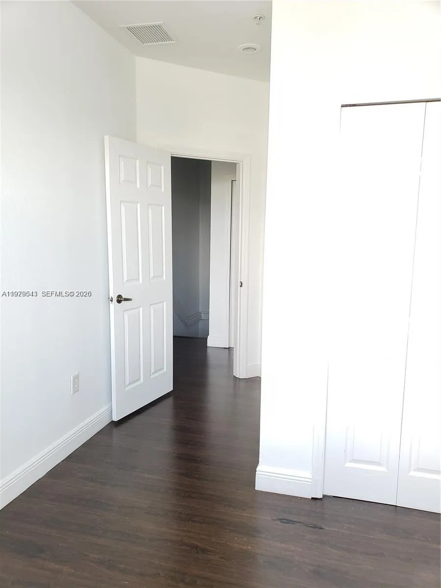 11202 Nw 83rd St 211, Doral, Florida 33178, Doral, Florida 33178, 2 Bedrooms Bedrooms, ,2 BathroomsBathrooms,Residential Lease,For Rent,11202 Nw 83rd St 211, Doral, Florida 33178,A11979543