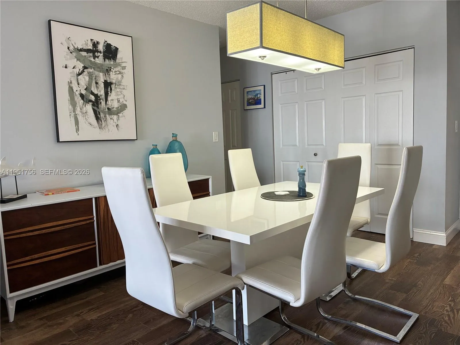 GET READY TO ENTERTAIN friends and family in style.