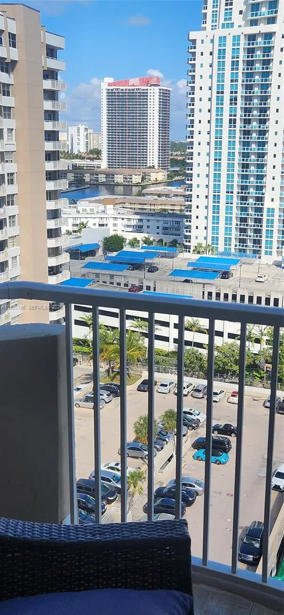 1985 S Ocean Dr 15m, Hallandale Beach, Florida 330, Hallandale Beach, Florida 33009, 1 Bedroom Bedrooms, ,1 BathroomBathrooms,Residential Lease,For Rent,1985 S Ocean Dr 15m, Hallandale Beach, Florida 330,A11951756