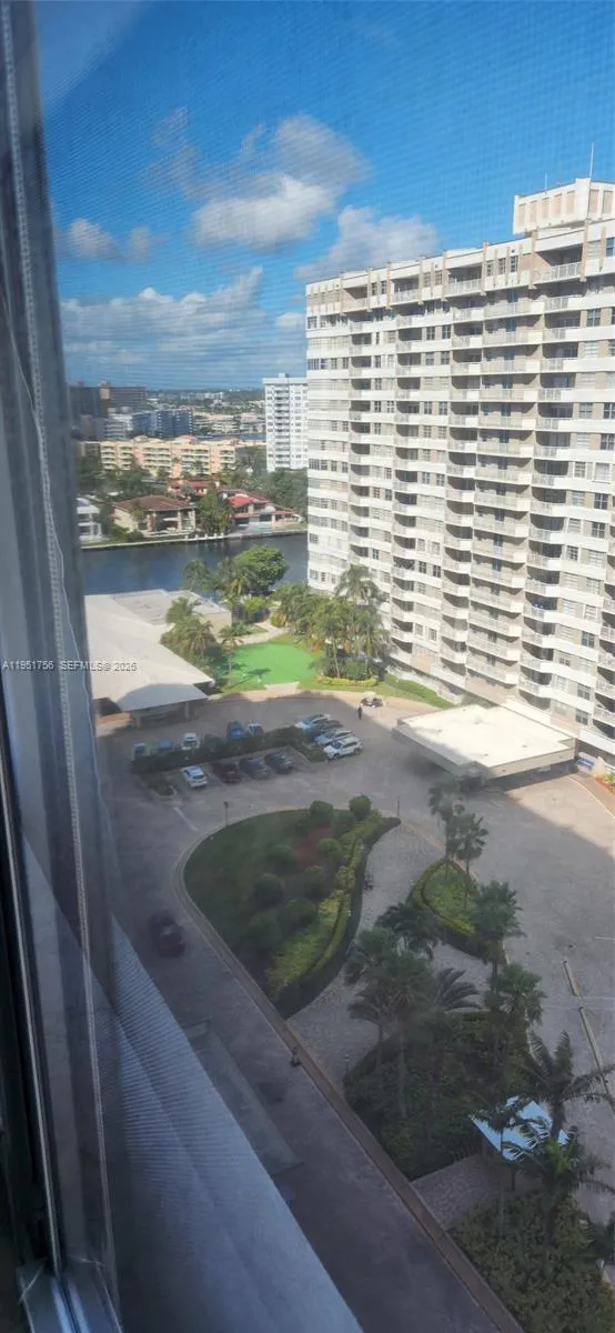 1985 S Ocean Dr 15m, Hallandale Beach, Florida 330, Hallandale Beach, Florida 33009, 1 Bedroom Bedrooms, ,1 BathroomBathrooms,Residential Lease,For Rent,1985 S Ocean Dr 15m, Hallandale Beach, Florida 330,A11951756