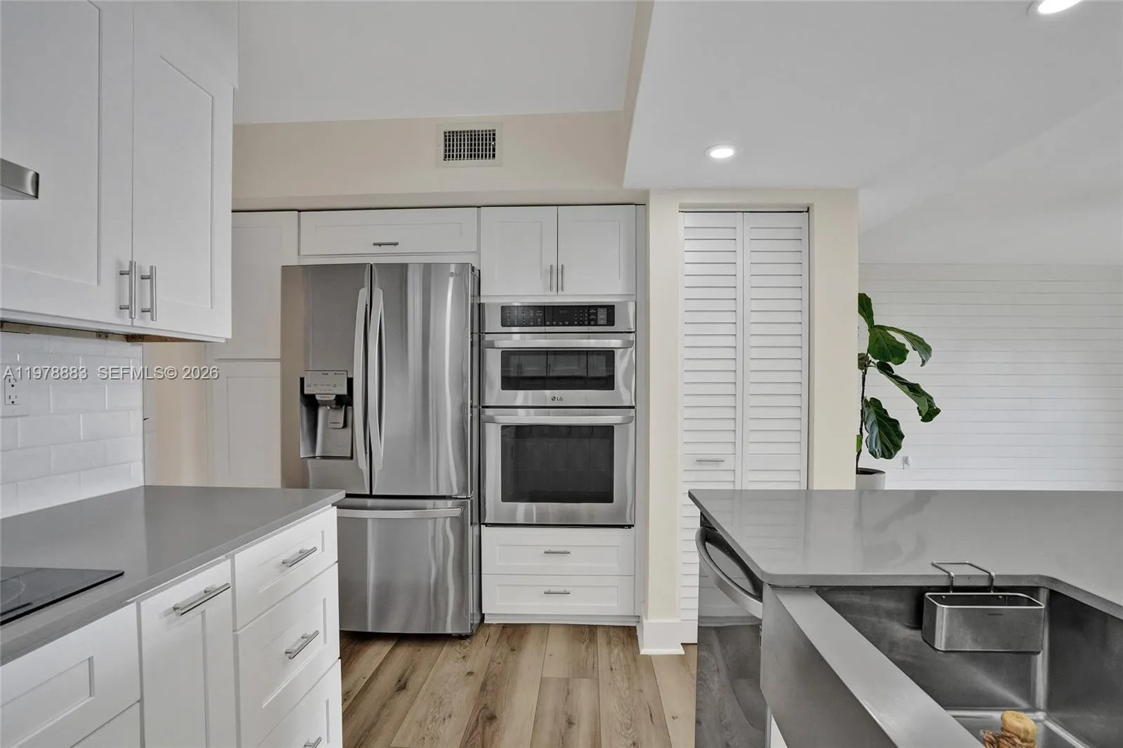 20822 San Simeon Way 103, Miami, Florida 33179, Miami, Florida 33179, 2 Bedrooms Bedrooms, ,2 BathroomsBathrooms,Residential Lease,For Rent,20822 San Simeon Way 103, Miami, Florida 33179,A11978883