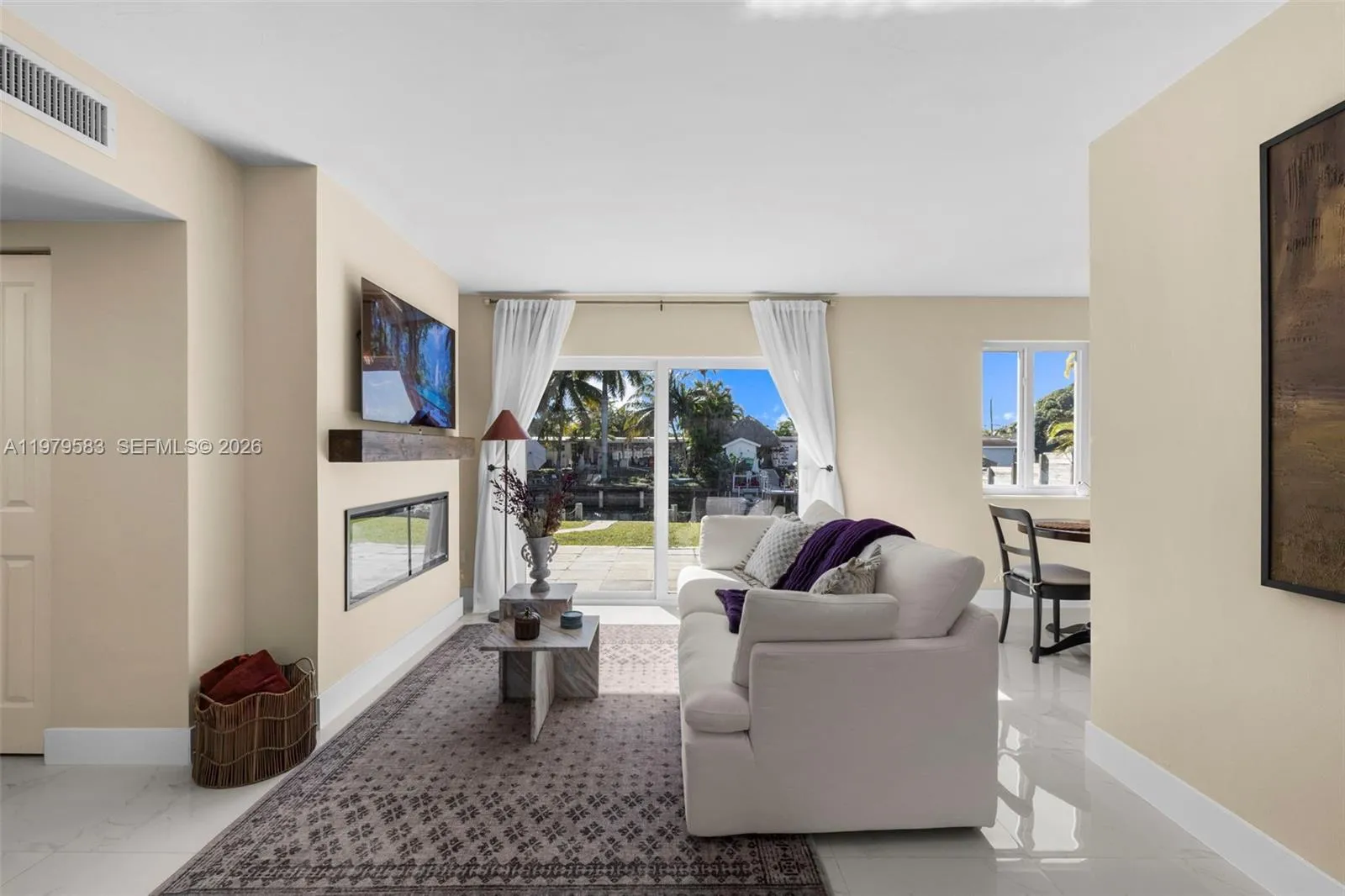 10750 Sw 43rd Ln, Miami, Florida 33165, Miami, Florida 33165, 3 Bedrooms Bedrooms, ,1 BathroomBathrooms,Residential Lease,For Rent,10750 Sw 43rd Ln, Miami, Florida 33165,A11979583