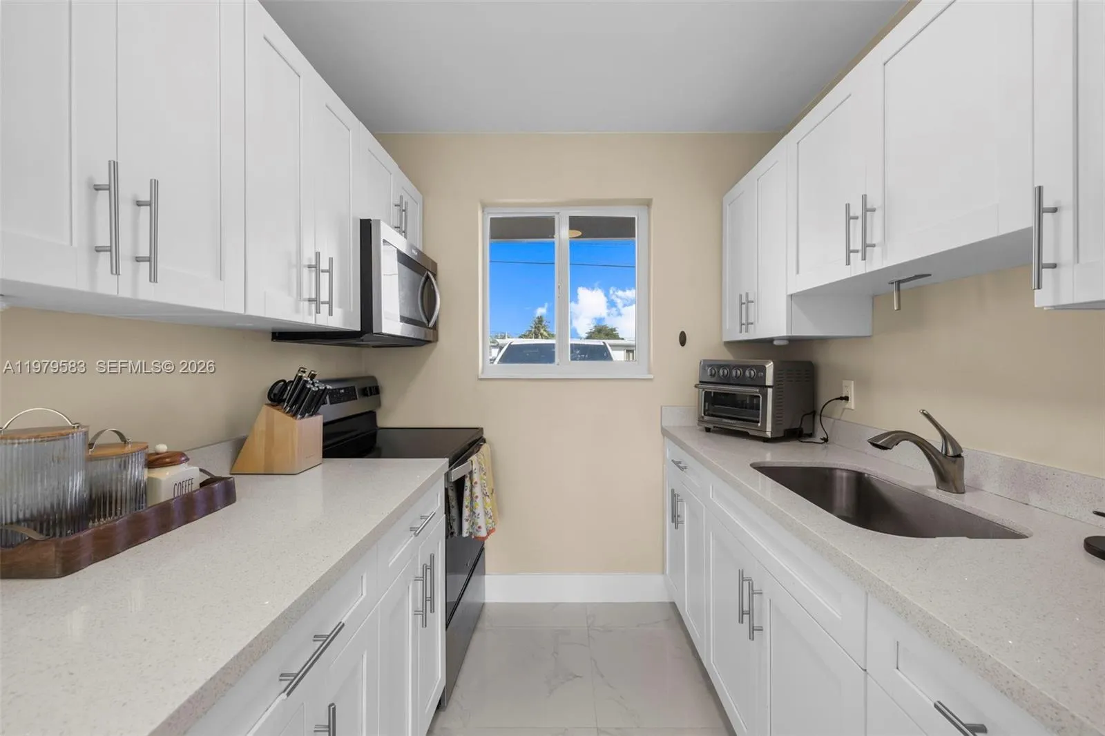 10750 Sw 43rd Ln, Miami, Florida 33165, Miami, Florida 33165, 3 Bedrooms Bedrooms, ,1 BathroomBathrooms,Residential Lease,For Rent,10750 Sw 43rd Ln, Miami, Florida 33165,A11979583
