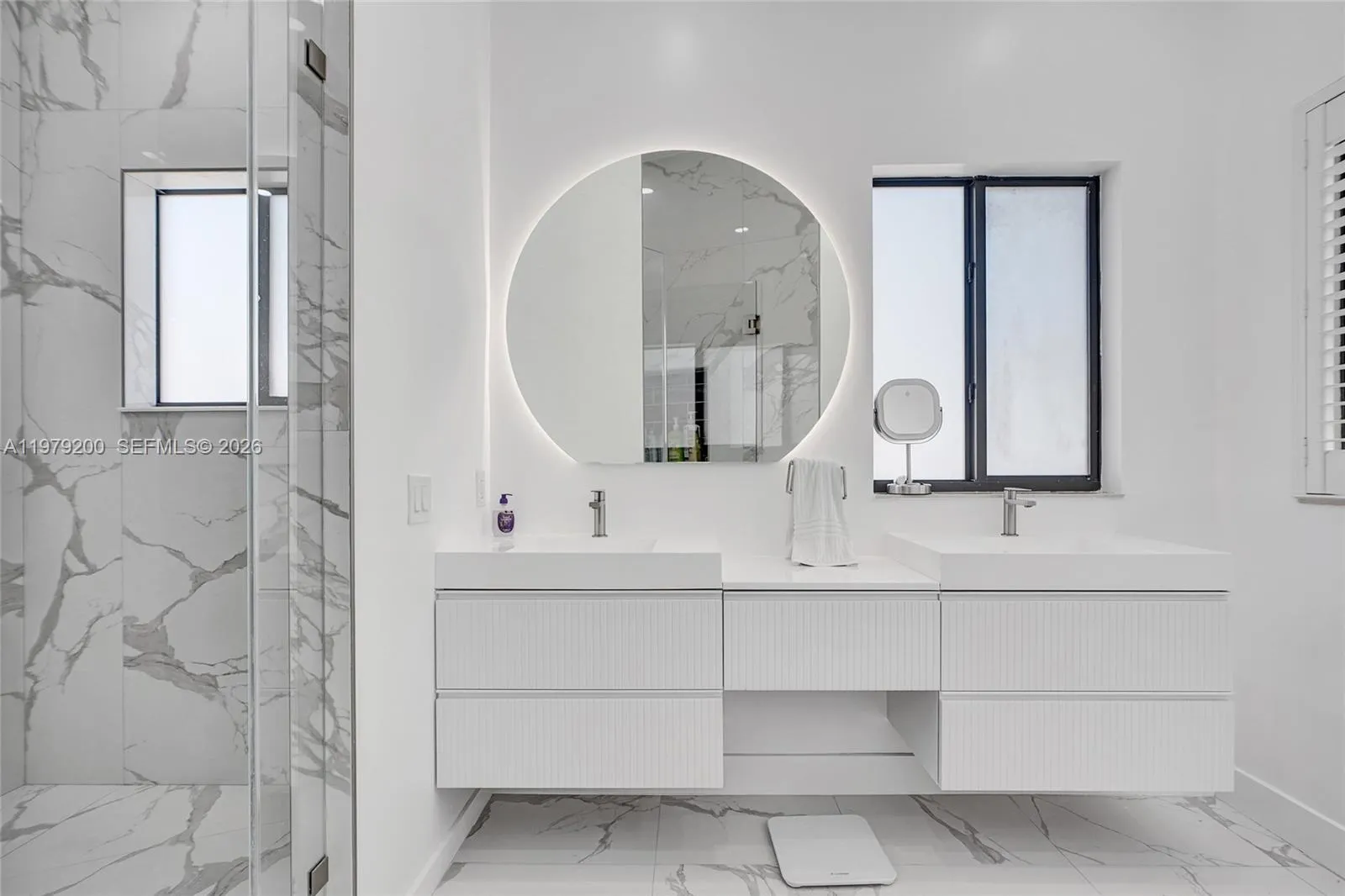 13676 Sw 33rd Ter, Miami, Florida 33175, Miami, Florida 33175, 5 Bedrooms Bedrooms, ,4 BathroomsBathrooms,Residential,For Sale,13676 Sw 33rd Ter, Miami, Florida 33175,A11979200