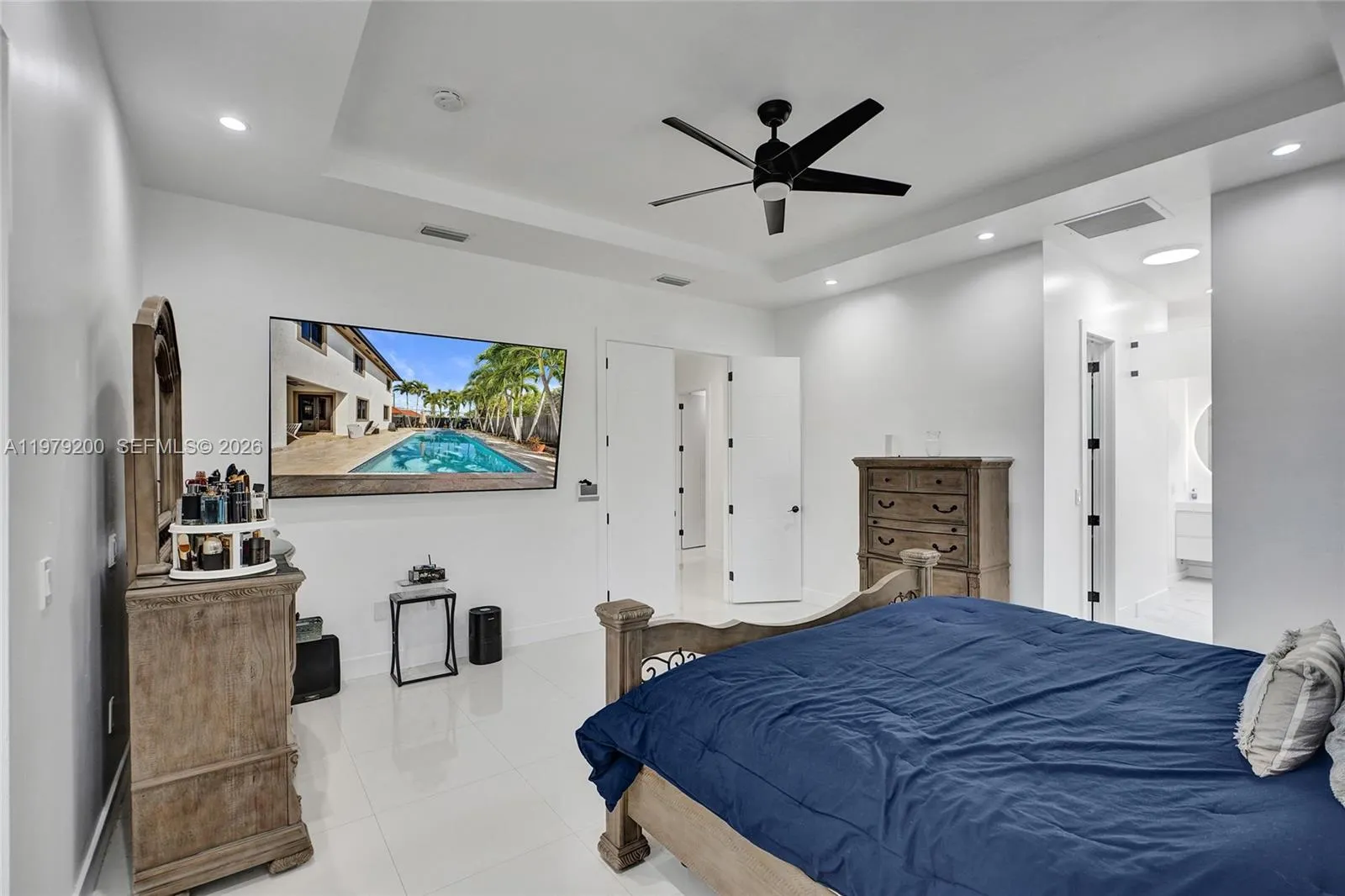 13676 Sw 33rd Ter, Miami, Florida 33175, Miami, Florida 33175, 5 Bedrooms Bedrooms, ,4 BathroomsBathrooms,Residential,For Sale,13676 Sw 33rd Ter, Miami, Florida 33175,A11979200