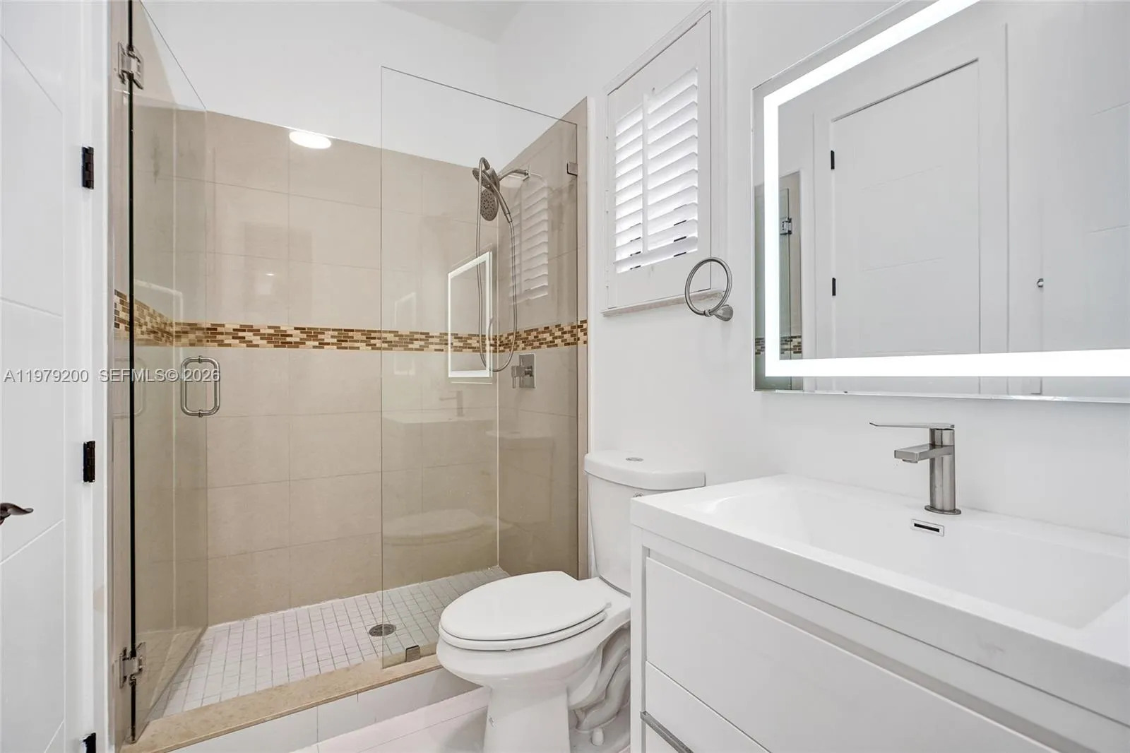 13676 Sw 33rd Ter, Miami, Florida 33175, Miami, Florida 33175, 5 Bedrooms Bedrooms, ,4 BathroomsBathrooms,Residential,For Sale,13676 Sw 33rd Ter, Miami, Florida 33175,A11979200