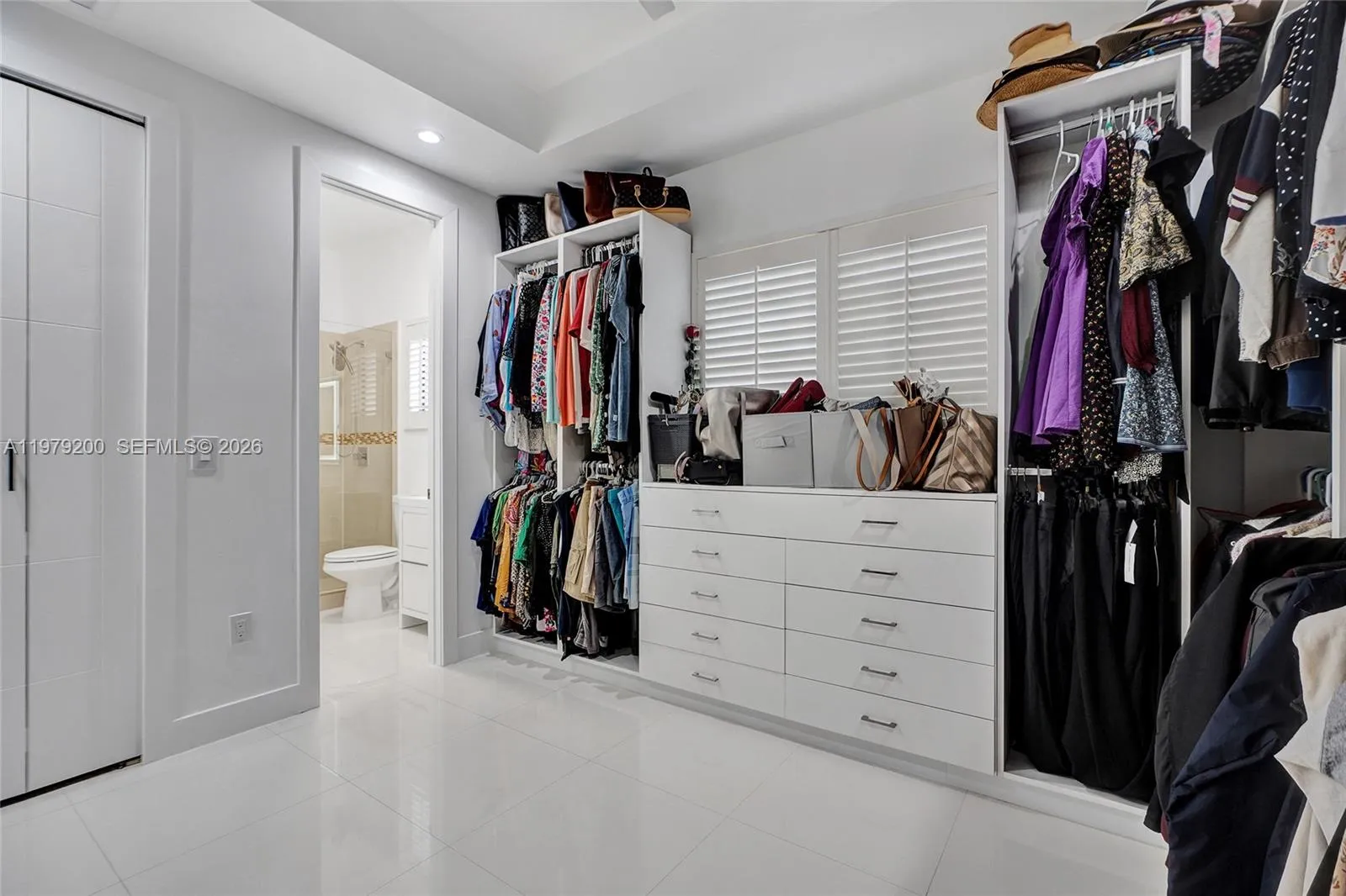 13676 Sw 33rd Ter, Miami, Florida 33175, Miami, Florida 33175, 5 Bedrooms Bedrooms, ,4 BathroomsBathrooms,Residential,For Sale,13676 Sw 33rd Ter, Miami, Florida 33175,A11979200
