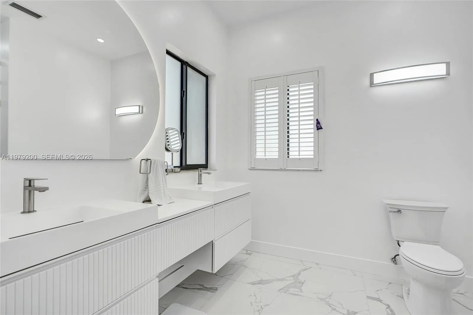 13676 Sw 33rd Ter, Miami, Florida 33175, Miami, Florida 33175, 5 Bedrooms Bedrooms, ,4 BathroomsBathrooms,Residential,For Sale,13676 Sw 33rd Ter, Miami, Florida 33175,A11979200