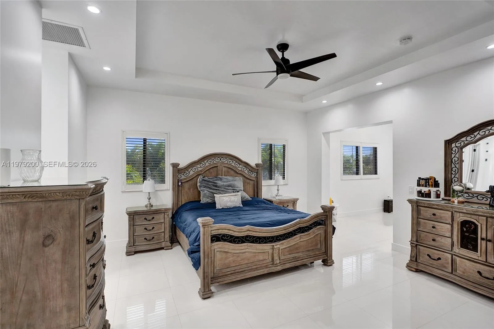 13676 Sw 33rd Ter, Miami, Florida 33175, Miami, Florida 33175, 5 Bedrooms Bedrooms, ,4 BathroomsBathrooms,Residential,For Sale,13676 Sw 33rd Ter, Miami, Florida 33175,A11979200