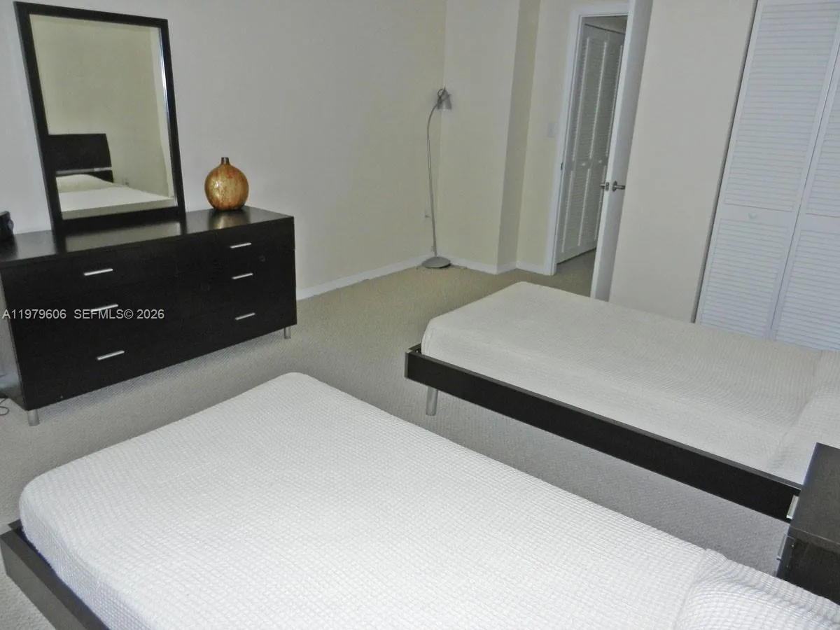 90 Alton Rd 1903, Miami Beach, Florida 33139, Miami Beach, Florida 33139, 2 Bedrooms Bedrooms, ,2 BathroomsBathrooms,Residential Lease,For Rent,90 Alton Rd 1903, Miami Beach, Florida 33139,A11979606