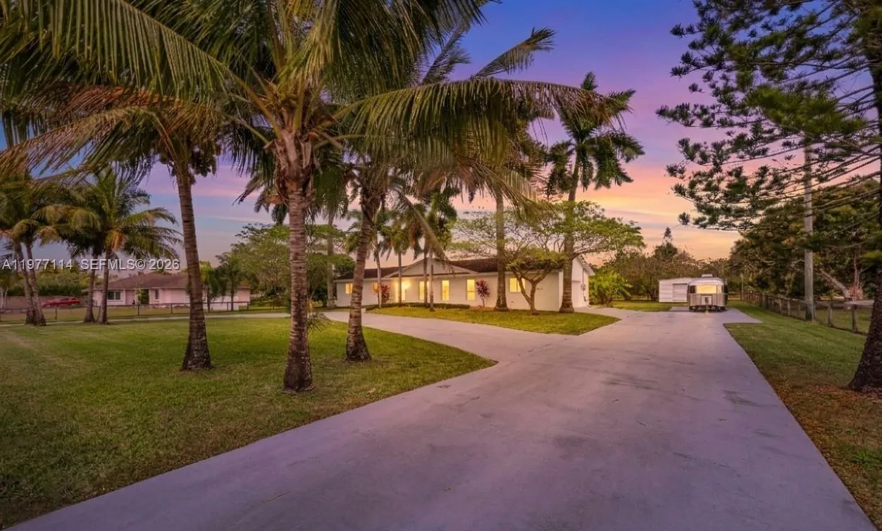 24401 Sw 123rd Ave, Homestead, Florida 33032, Homestead, Florida 33032, 4 Bedrooms Bedrooms, ,2 BathroomsBathrooms,Residential,For Sale,24401 Sw 123rd Ave, Homestead, Florida 33032,A11977114