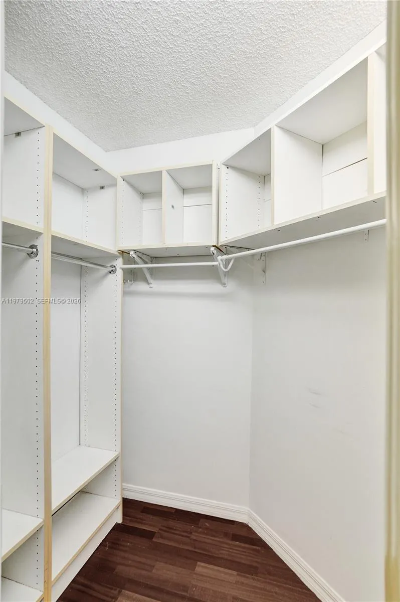 3745 Piccadilly St 114, Hollywood, Florida 33021, Hollywood, Florida 33021, 4 Bedrooms Bedrooms, ,2 BathroomsBathrooms,Residential Lease,For Rent,3745 Piccadilly St 114, Hollywood, Florida 33021,A11979502