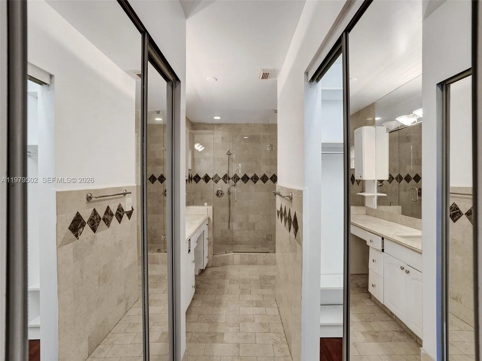 3745 Piccadilly St 114, Hollywood, Florida 33021, Hollywood, Florida 33021, 4 Bedrooms Bedrooms, ,2 BathroomsBathrooms,Residential Lease,For Rent,3745 Piccadilly St 114, Hollywood, Florida 33021,A11979502