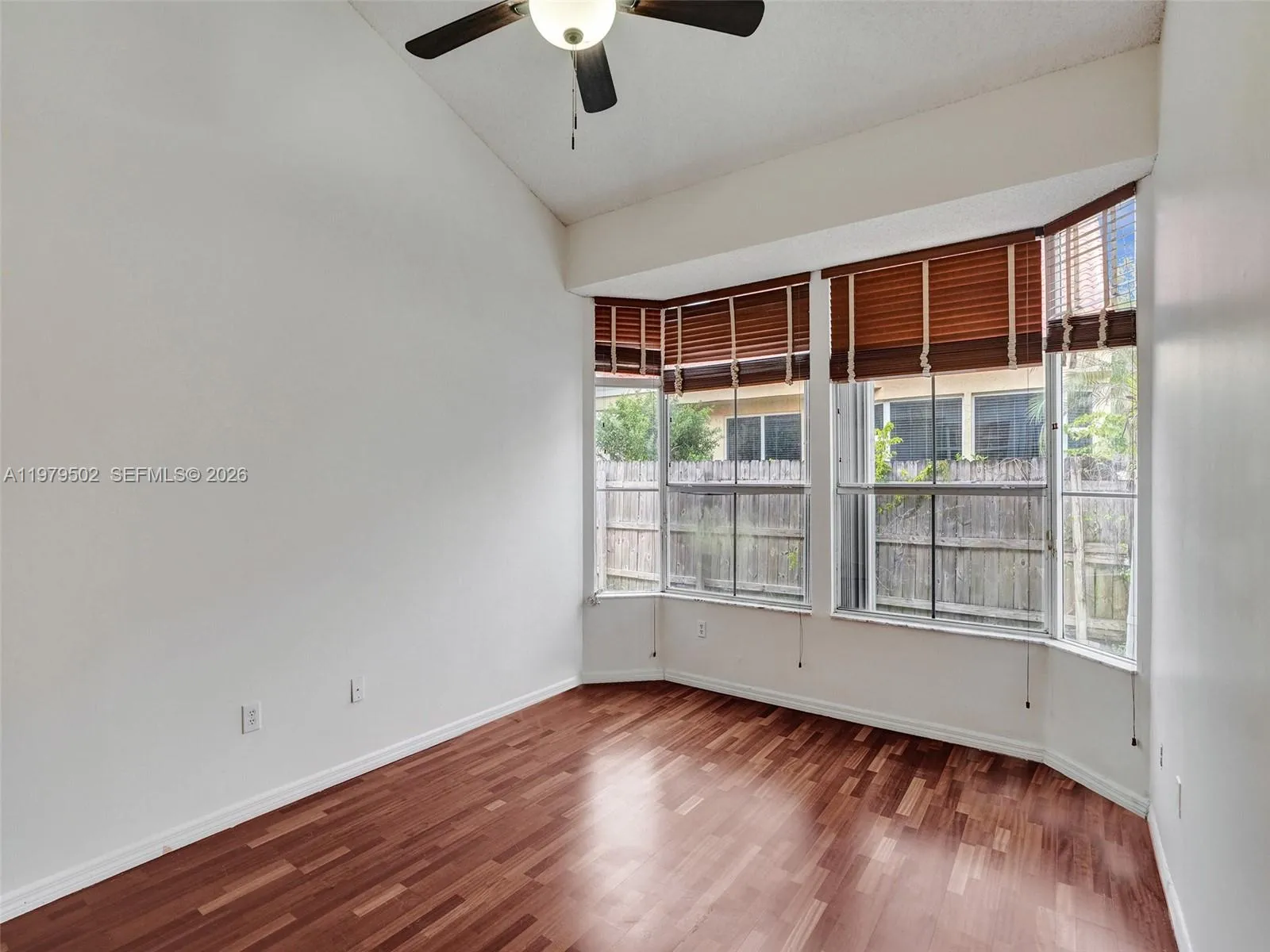 3745 Piccadilly St 114, Hollywood, Florida 33021, Hollywood, Florida 33021, 4 Bedrooms Bedrooms, ,2 BathroomsBathrooms,Residential Lease,For Rent,3745 Piccadilly St 114, Hollywood, Florida 33021,A11979502