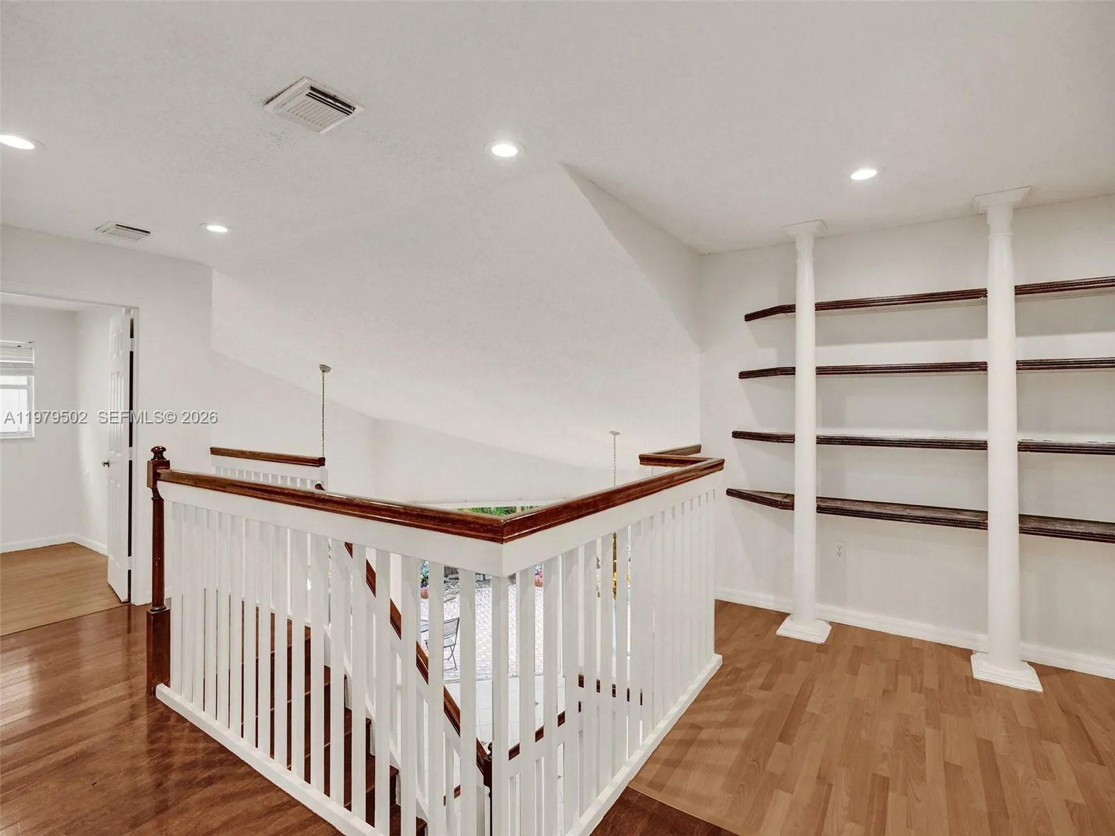 3745 Piccadilly St 114, Hollywood, Florida 33021, Hollywood, Florida 33021, 4 Bedrooms Bedrooms, ,2 BathroomsBathrooms,Residential Lease,For Rent,3745 Piccadilly St 114, Hollywood, Florida 33021,A11979502