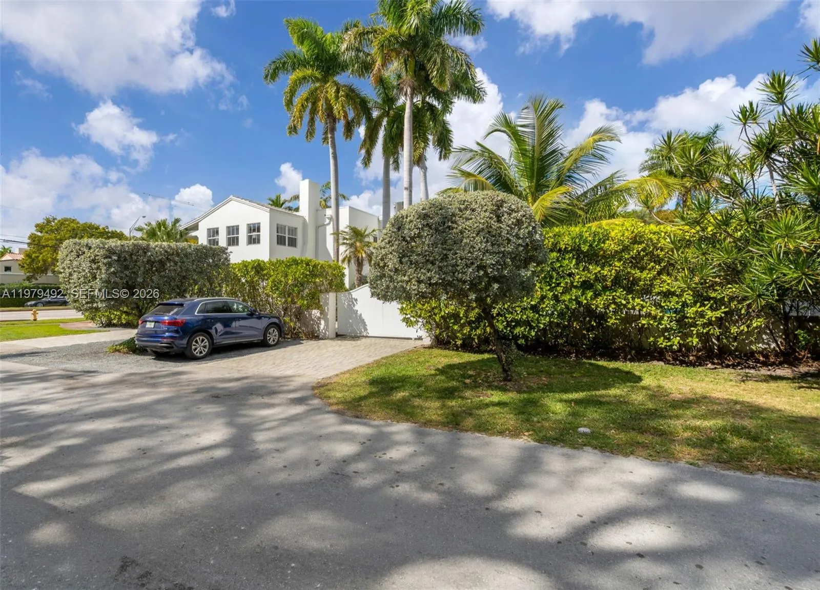 707 W 54th St, Miami Beach, Florida 33140, Miami Beach, Florida 33140, 4 Bedrooms Bedrooms, ,3 BathroomsBathrooms,Residential,For Sale,707 W 54th St, Miami Beach, Florida 33140,A11979492