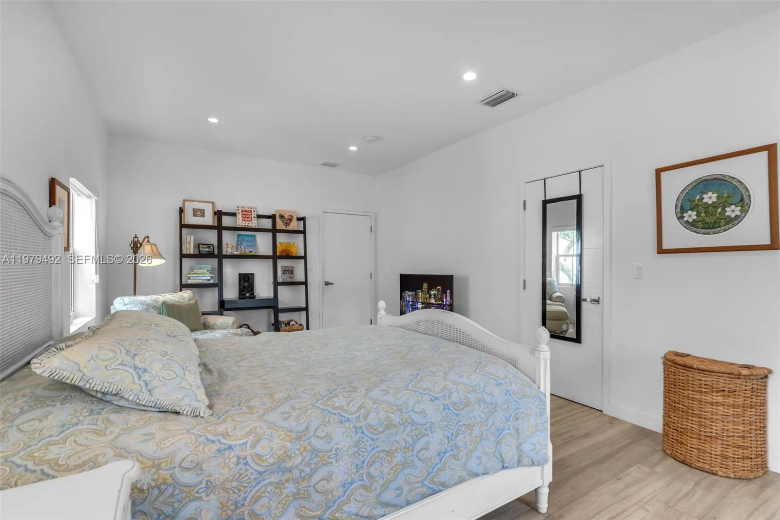 707 W 54th St, Miami Beach, Florida 33140, Miami Beach, Florida 33140, 4 Bedrooms Bedrooms, ,3 BathroomsBathrooms,Residential,For Sale,707 W 54th St, Miami Beach, Florida 33140,A11979492
