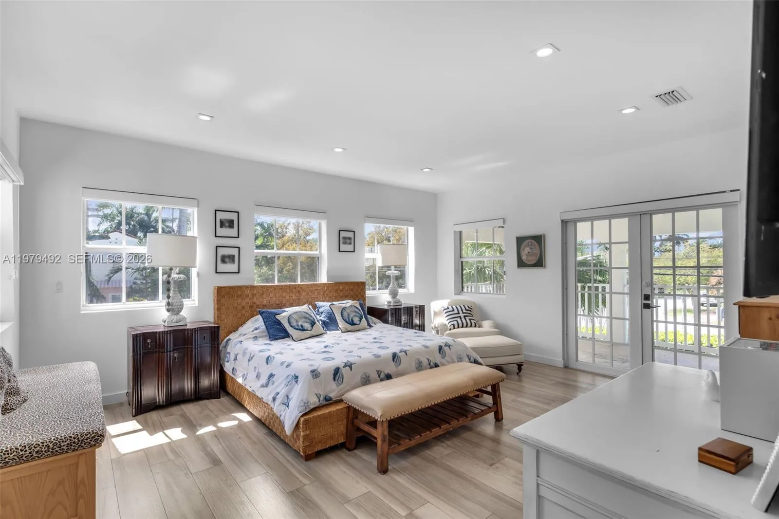 707 W 54th St, Miami Beach, Florida 33140, Miami Beach, Florida 33140, 4 Bedrooms Bedrooms, ,3 BathroomsBathrooms,Residential,For Sale,707 W 54th St, Miami Beach, Florida 33140,A11979492