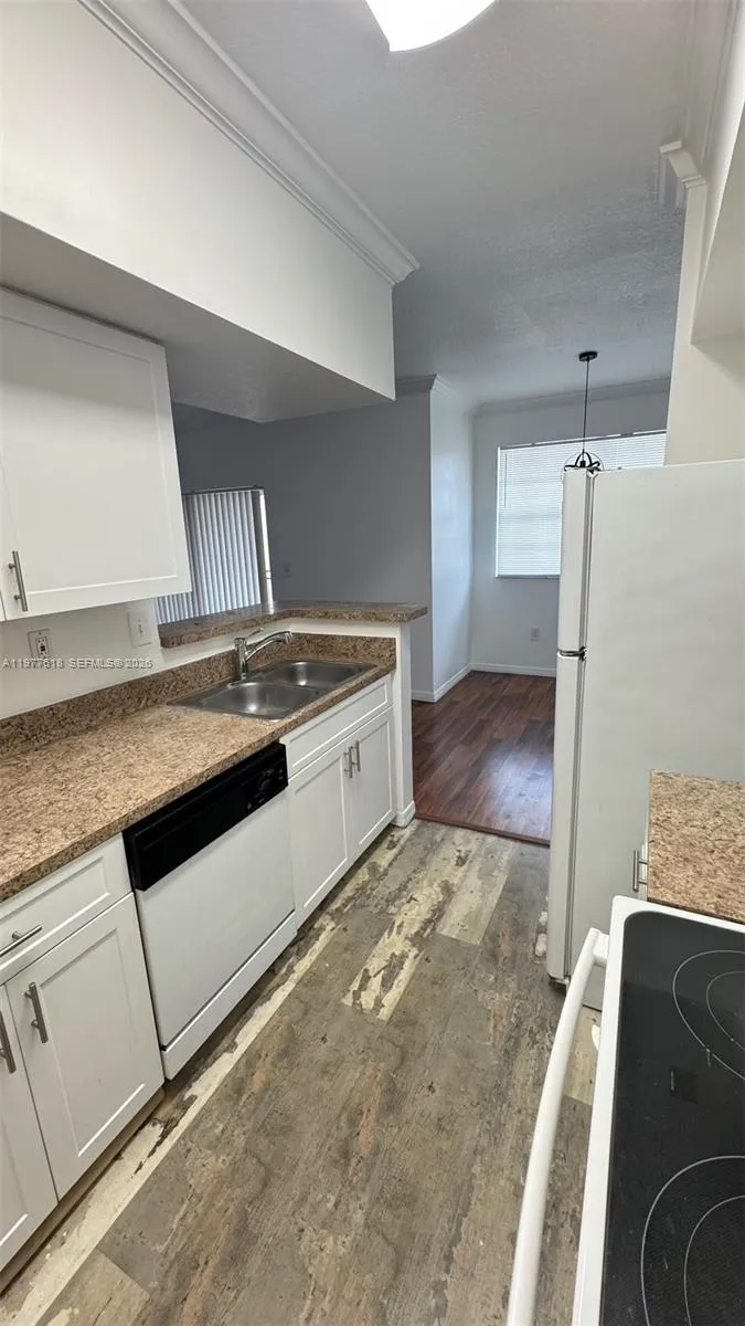 131 Sw 117th Ave 8305, Pembroke Pines, Florida 330, Pembroke Pines, Florida 33025, 1 Bedroom Bedrooms, ,1 BathroomBathrooms,Residential Lease,For Rent,131 Sw 117th Ave 8305, Pembroke Pines, Florida 330,A11977618