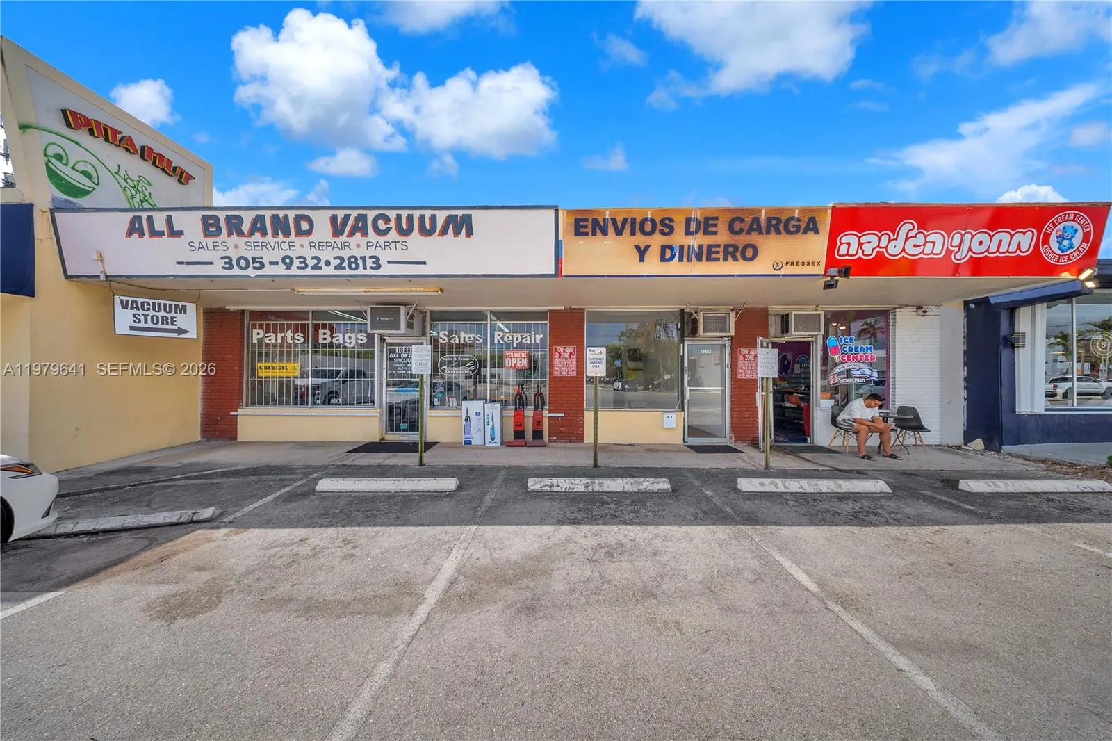 18480 W Dixie Hwy, North Miami Beach, Florida 3316, North Miami Beach, Florida 33160, ,Commercial Lease,For Rent,18480 W Dixie Hwy, North Miami Beach, Florida 3316,A11979641 18480 W Dixie Hwy, North Miami Beach, Florida 3316, North Miami Beach, Florida 33160, ,Commercial Lease,For Rent,18480 W Dixie Hwy, North Miami Beach, Florida 3316,A11979641