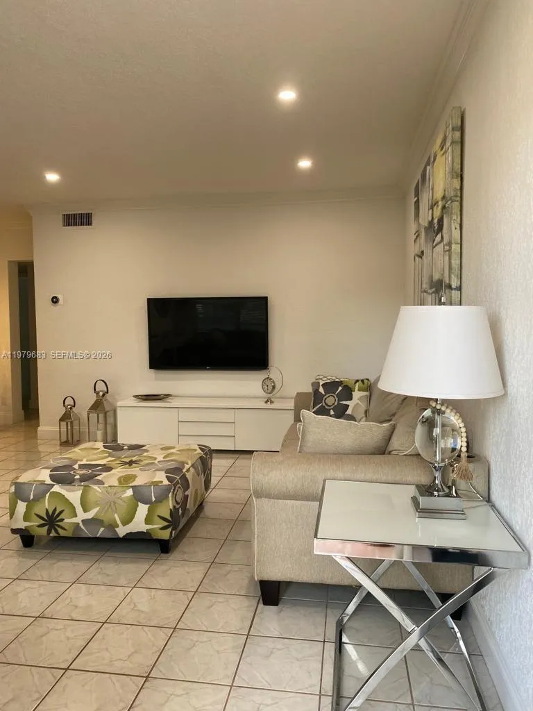 2200 S Ocean Dr N205, Hollywood, Florida 33019, Hollywood, Florida 33019, 1 Bedroom Bedrooms, ,1 BathroomBathrooms,Residential Lease,For Rent,2200 S Ocean Dr N205, Hollywood, Florida 33019,A11979683