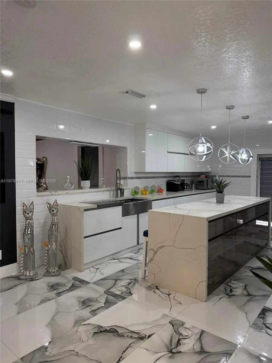 12121 Sw 107th St, Miami, Florida 33186, Miami, Florida 33186, 4 Bedrooms Bedrooms, 1 Room Rooms,4 BathroomsBathrooms,Residential,For Sale,12121 Sw 107th St, Miami, Florida 33186,A11979671