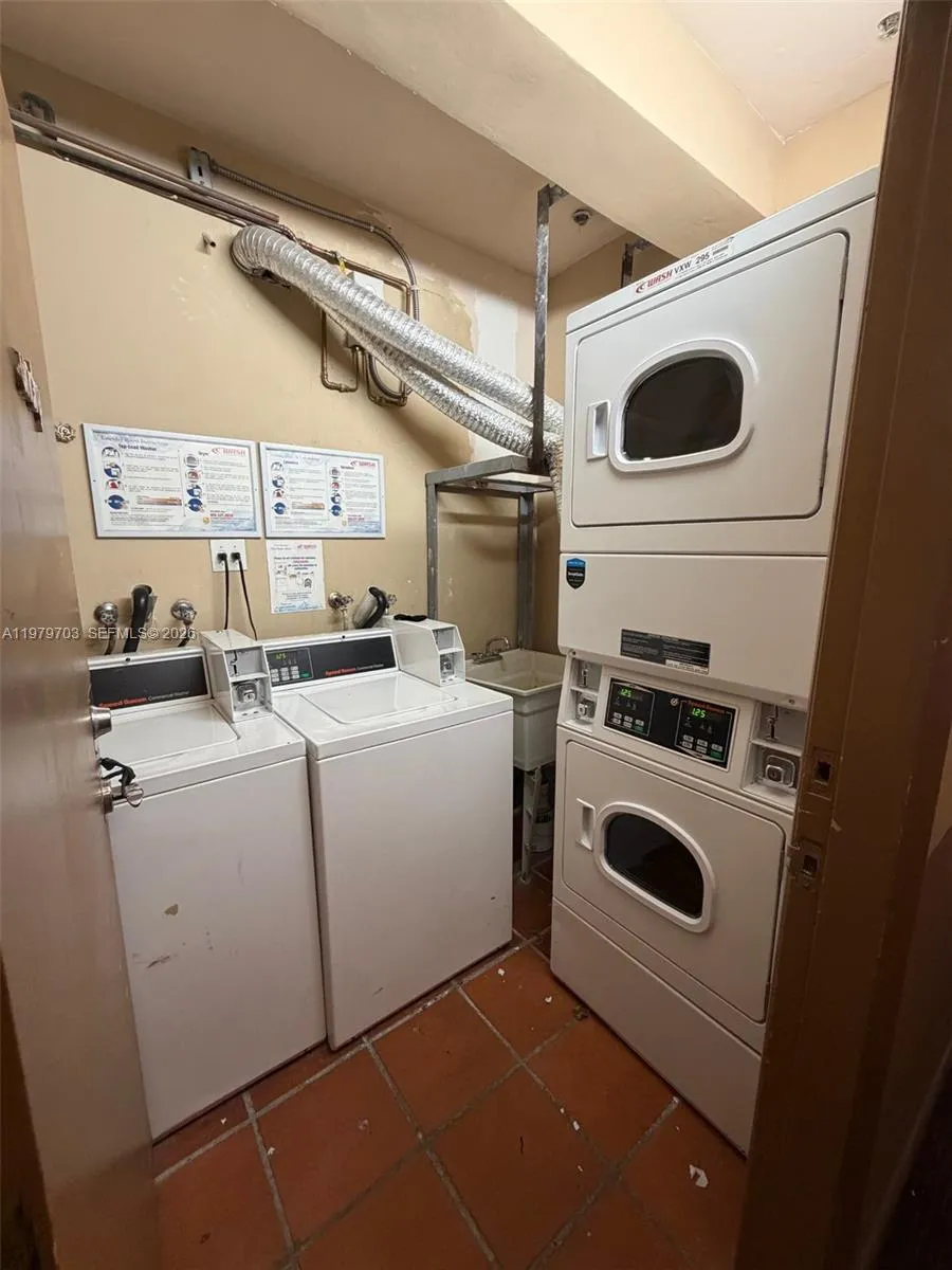 1244 Pennsylvania Ave 305, Miami Beach, Florida 33, Miami Beach, Florida 33139, ,1 BathroomBathrooms,Residential Lease,For Rent,1244 Pennsylvania Ave 305, Miami Beach, Florida 33,A11979703