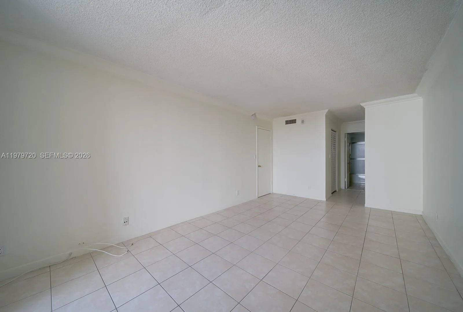 2903 N Miami Beach Blvd 1006, North Miami Beach, F, North Miami Beach, Florida 33160, 1 Bedroom Bedrooms, ,1 BathroomBathrooms,Residential Lease,For Rent,2903 N Miami Beach Blvd 1006, North Miami Beach, F,A11979720