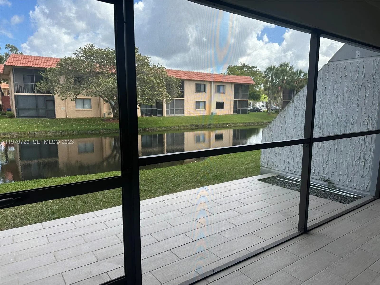 200 Lakeview Dr 111, Weston, Florida 33326, Weston, Florida 33326, 2 Bedrooms Bedrooms, ,2 BathroomsBathrooms,Residential Lease,For Rent,200 Lakeview Dr 111, Weston, Florida 33326,A11979729