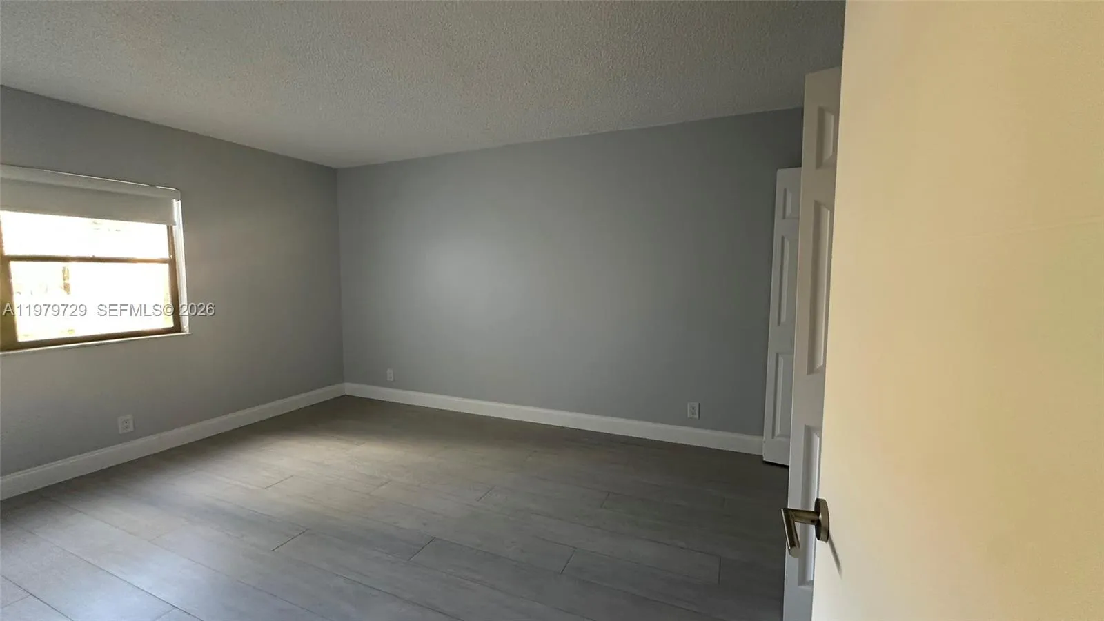 200 Lakeview Dr 111, Weston, Florida 33326, Weston, Florida 33326, 2 Bedrooms Bedrooms, ,2 BathroomsBathrooms,Residential Lease,For Rent,200 Lakeview Dr 111, Weston, Florida 33326,A11979729