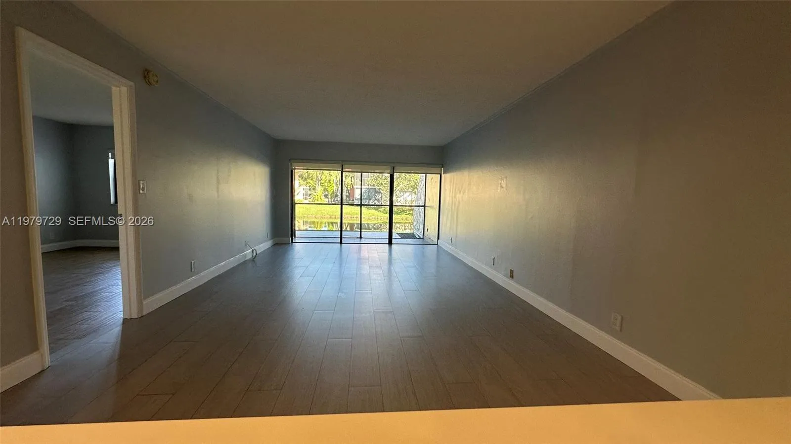 200 Lakeview Dr 111, Weston, Florida 33326, Weston, Florida 33326, 2 Bedrooms Bedrooms, ,2 BathroomsBathrooms,Residential Lease,For Rent,200 Lakeview Dr 111, Weston, Florida 33326,A11979729