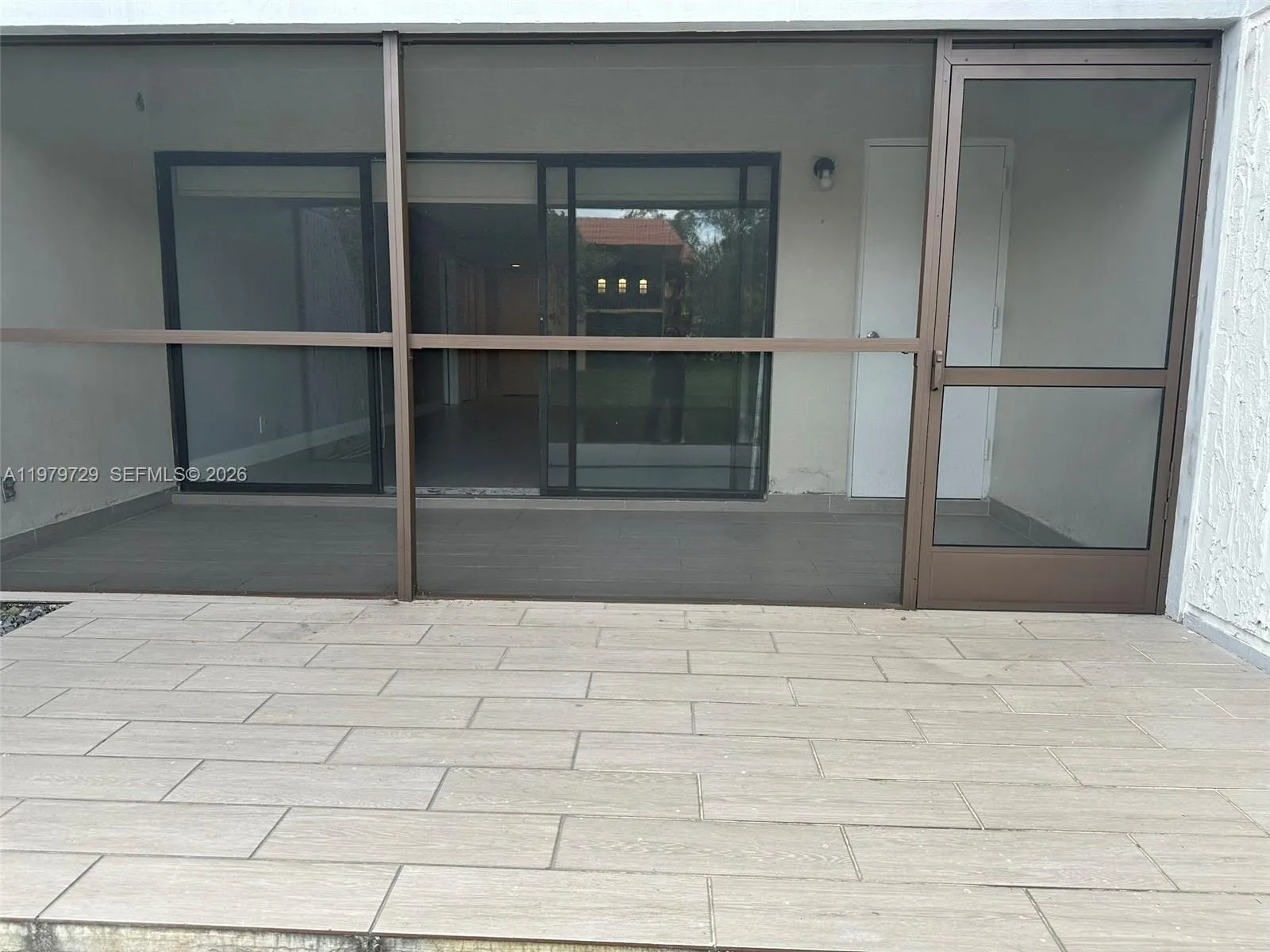 200 Lakeview Dr 111, Weston, Florida 33326, Weston, Florida 33326, 2 Bedrooms Bedrooms, ,2 BathroomsBathrooms,Residential Lease,For Rent,200 Lakeview Dr 111, Weston, Florida 33326,A11979729