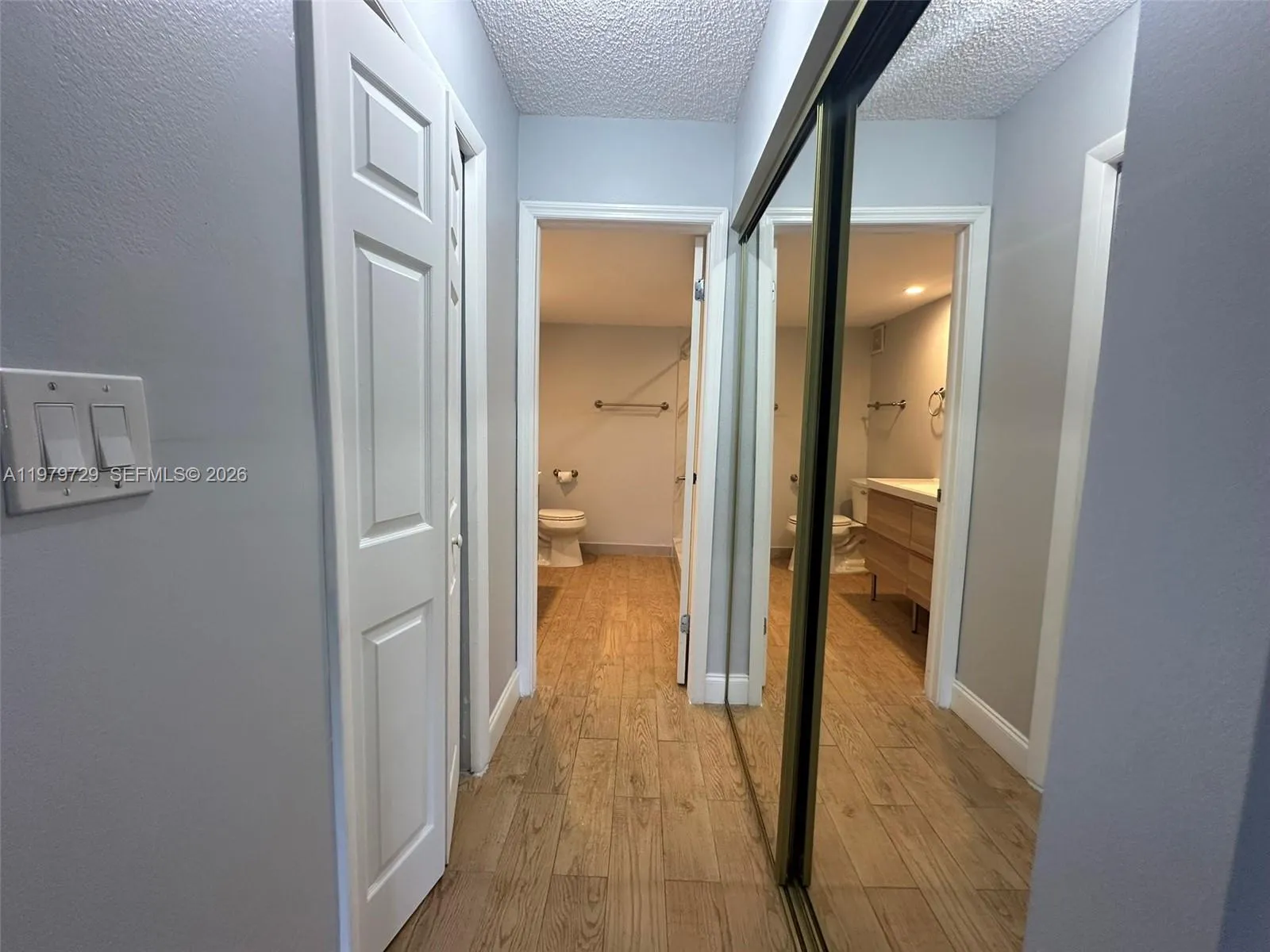 200 Lakeview Dr 111, Weston, Florida 33326, Weston, Florida 33326, 2 Bedrooms Bedrooms, ,2 BathroomsBathrooms,Residential Lease,For Rent,200 Lakeview Dr 111, Weston, Florida 33326,A11979729