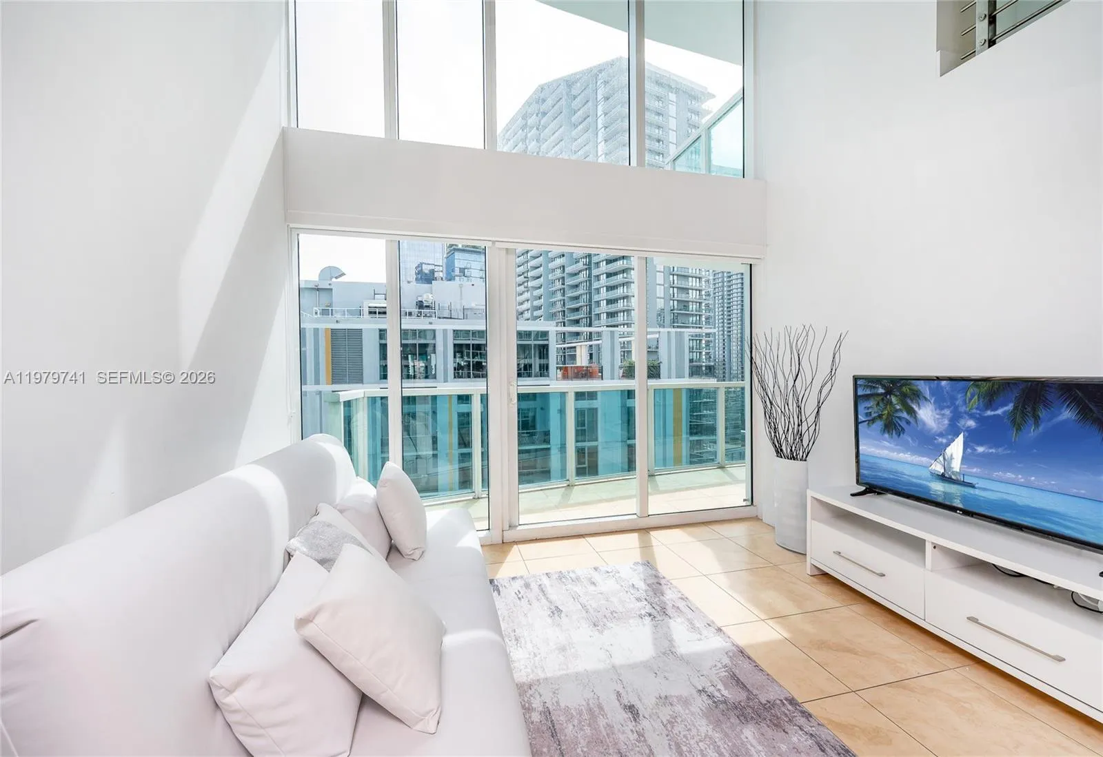 41 Se 5th St 1508, Miami, Florida 33131, Miami, Florida 33131, 2 Bedrooms Bedrooms, ,2 BathroomsBathrooms,Residential Lease,For Rent,41 Se 5th St 1508, Miami, Florida 33131,A11979741