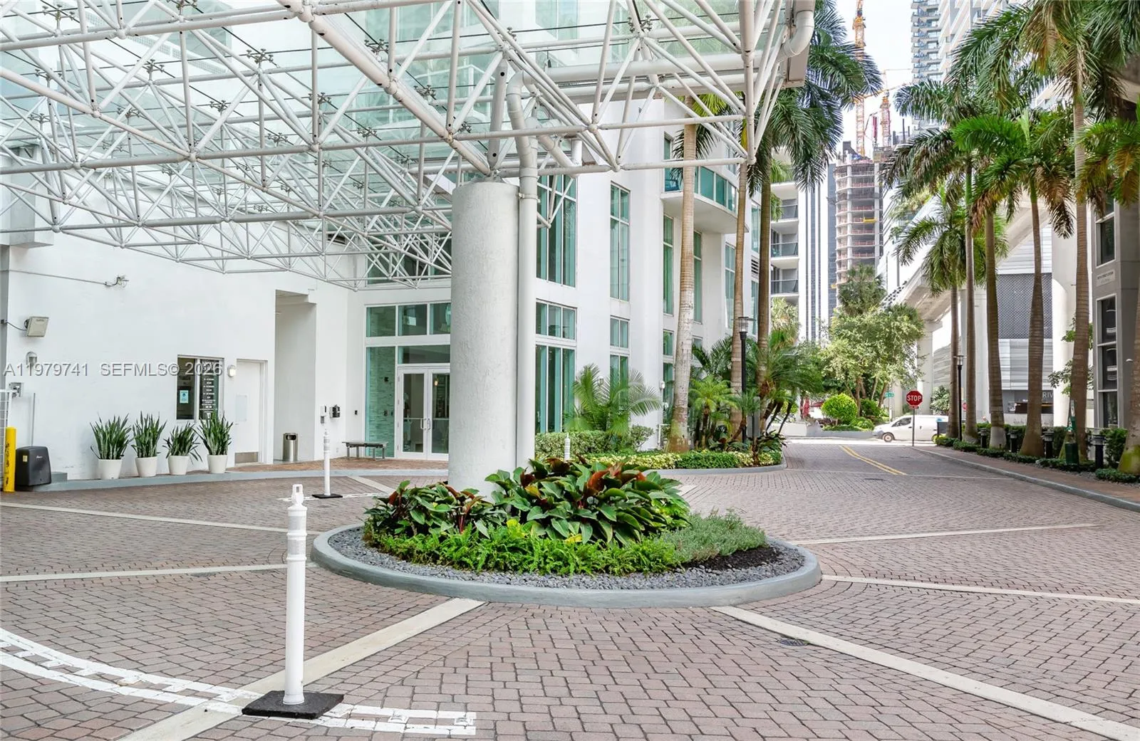 41 Se 5th St 1508, Miami, Florida 33131, Miami, Florida 33131, 2 Bedrooms Bedrooms, ,2 BathroomsBathrooms,Residential Lease,For Rent,41 Se 5th St 1508, Miami, Florida 33131,A11979741