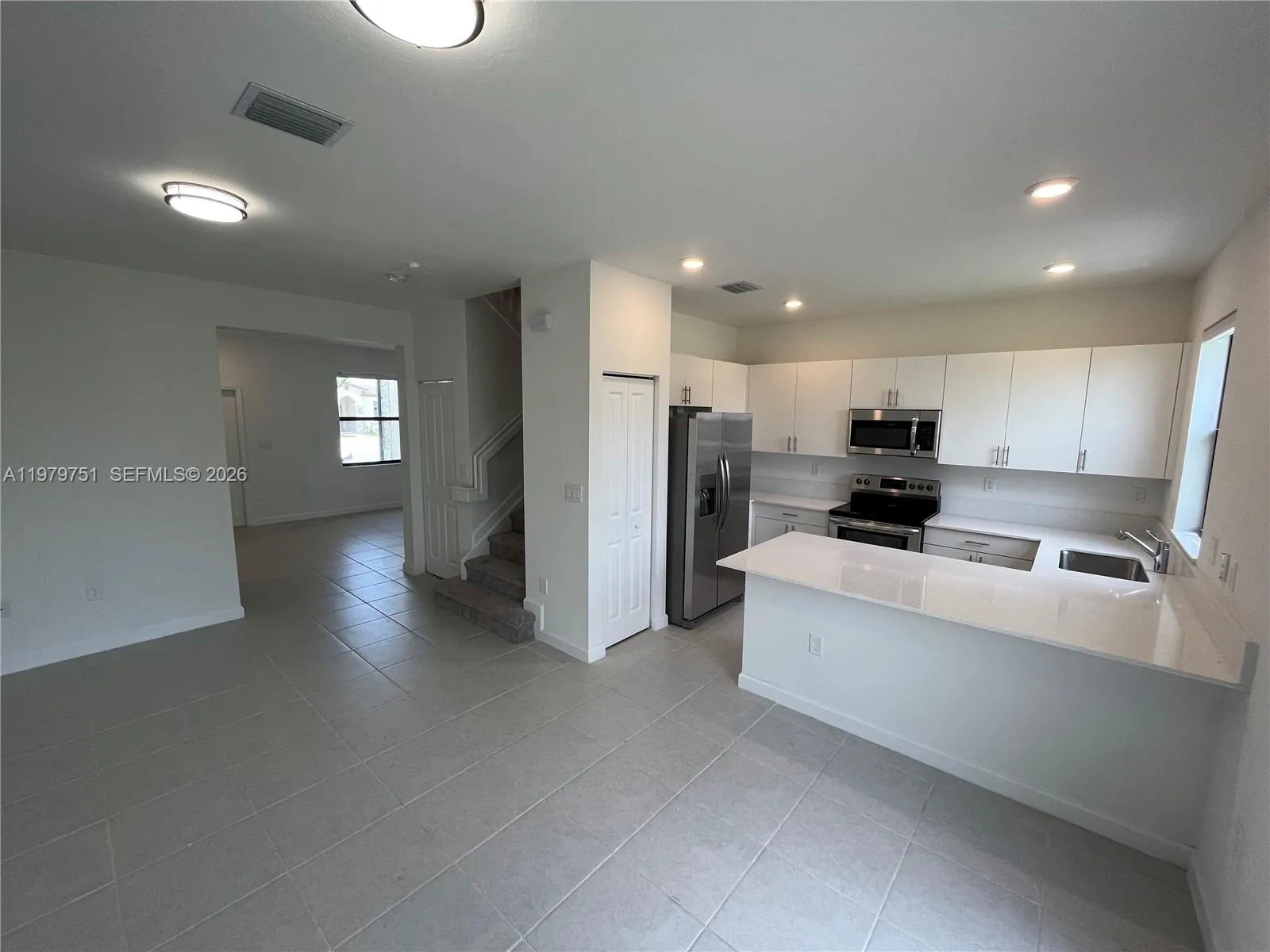 9960 Sw 228th Ter, Miami, Florida 33190, Miami, Florida 33190, 3 Bedrooms Bedrooms, ,2 BathroomsBathrooms,Residential Lease,For Rent,9960 Sw 228th Ter, Miami, Florida 33190,A11979751