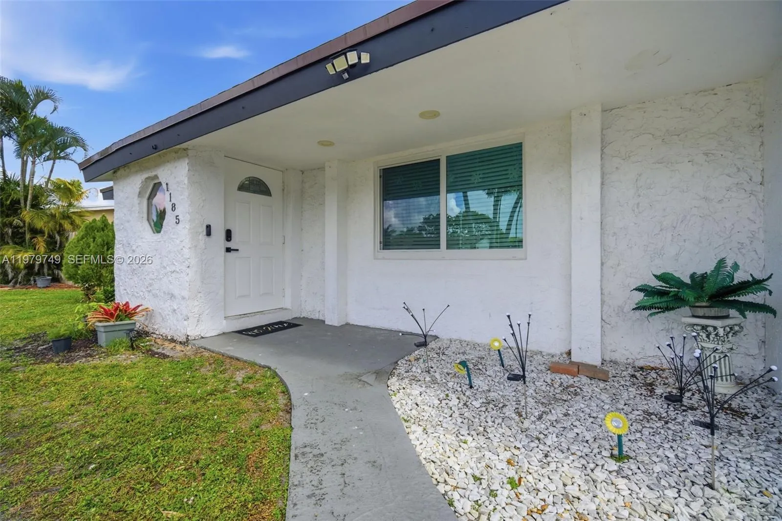 1185 Nw 92nd Ave, Pembroke Pines, Florida 33024, Pembroke Pines, Florida 33024, 3 Bedrooms Bedrooms, ,2 BathroomsBathrooms,Residential,For Sale,1185 Nw 92nd Ave, Pembroke Pines, Florida 33024,A11979749