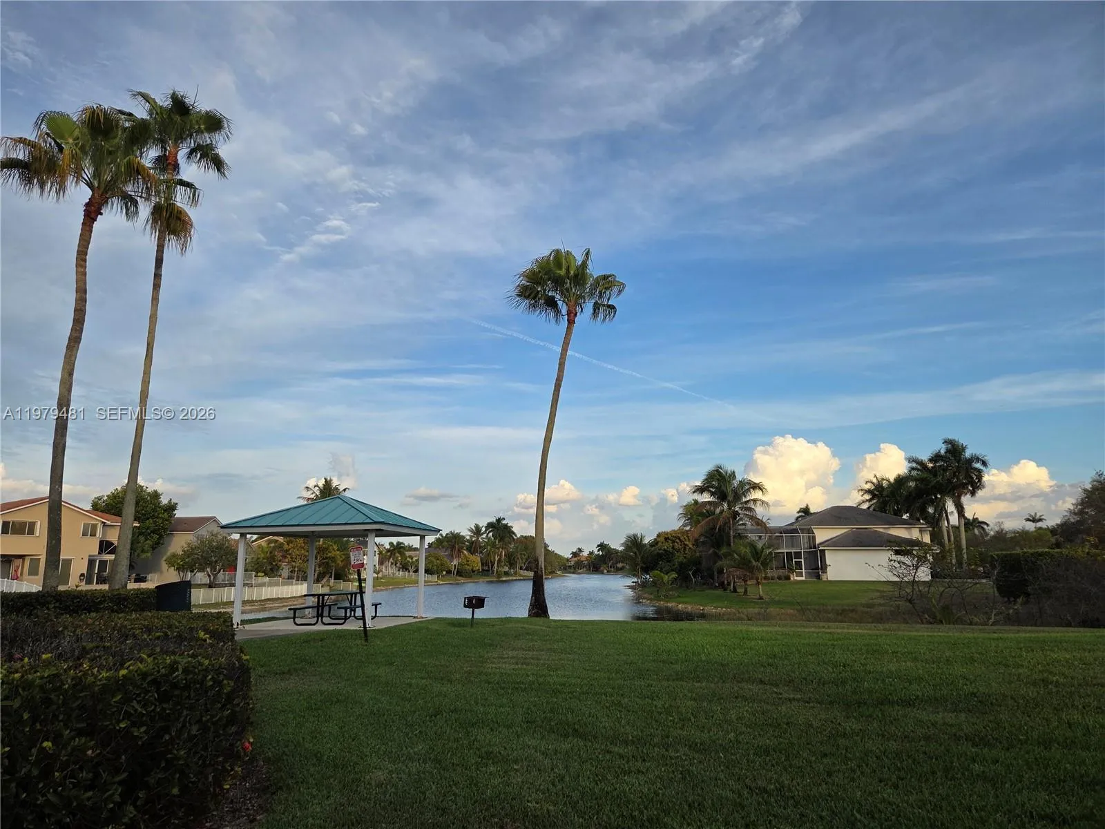 17594 Sw 12th St, Pembroke Pines, Florida 33029, Pembroke Pines, Florida 33029, 5 Bedrooms Bedrooms, ,3 BathroomsBathrooms,Residential,For Sale,17594 Sw 12th St, Pembroke Pines, Florida 33029,A11979481