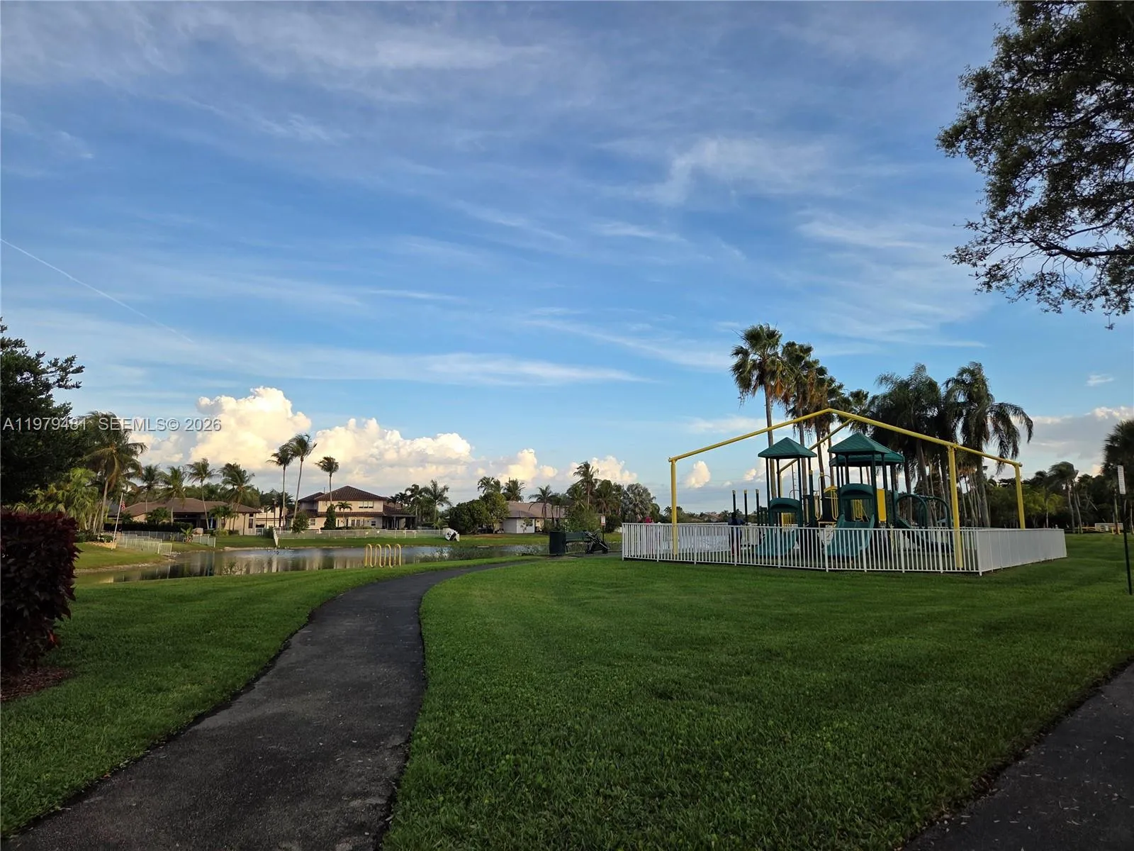 17594 Sw 12th St, Pembroke Pines, Florida 33029, Pembroke Pines, Florida 33029, 5 Bedrooms Bedrooms, ,3 BathroomsBathrooms,Residential,For Sale,17594 Sw 12th St, Pembroke Pines, Florida 33029,A11979481