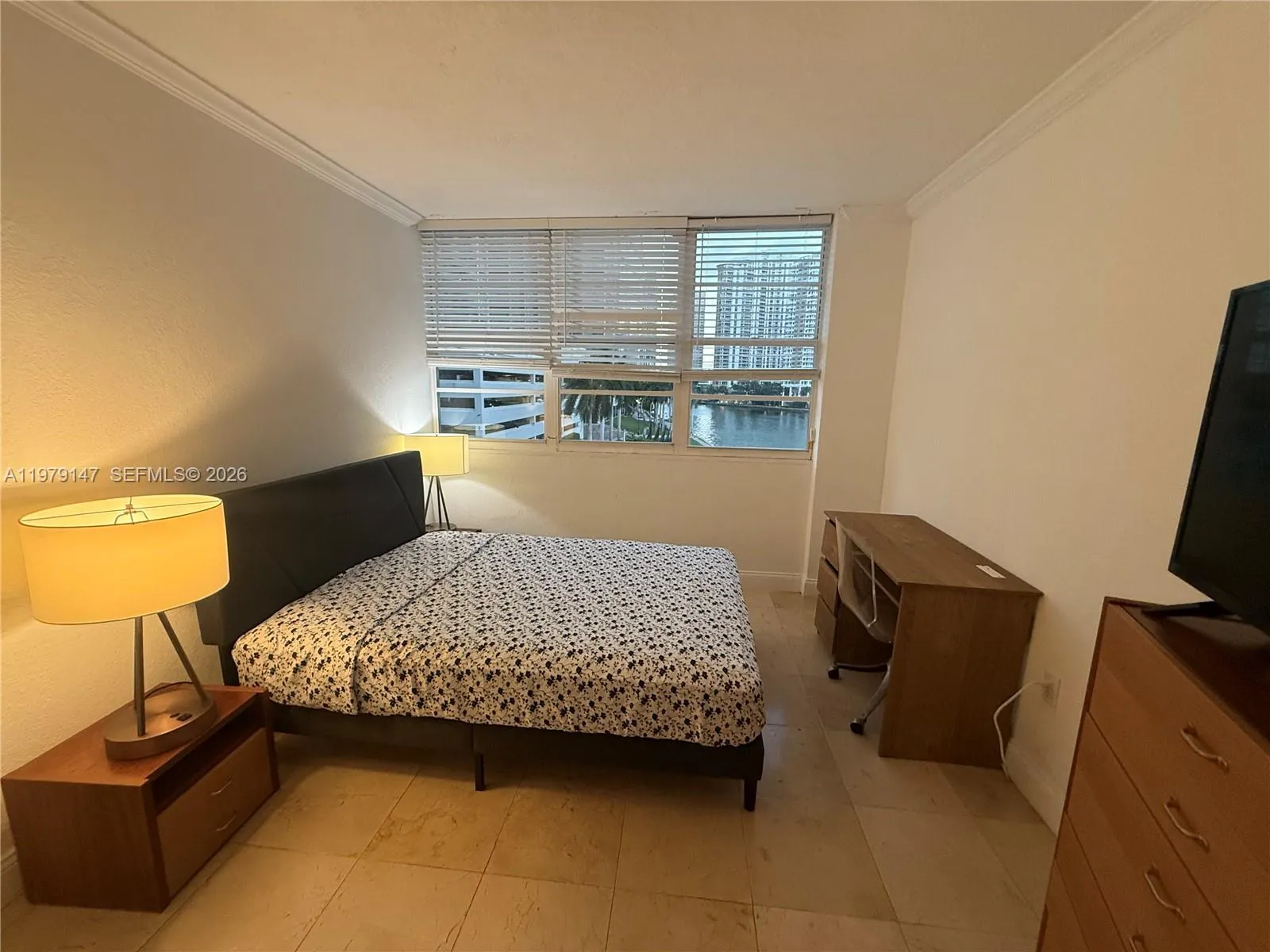 801 Brickell Bay Dr 470, Miami, Florida 33131, Miami, Florida 33131, 3 Bedrooms Bedrooms, ,3 BathroomsBathrooms,Residential Lease,For Rent,801 Brickell Bay Dr 470, Miami, Florida 33131,A11979147