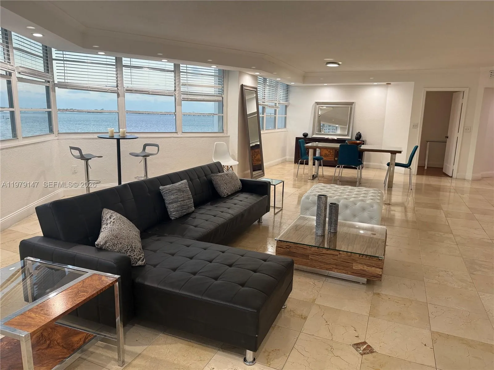 801 Brickell Bay Dr 470, Miami, Florida 33131, Miami, Florida 33131, 3 Bedrooms Bedrooms, ,3 BathroomsBathrooms,Residential Lease,For Rent,801 Brickell Bay Dr 470, Miami, Florida 33131,A11979147