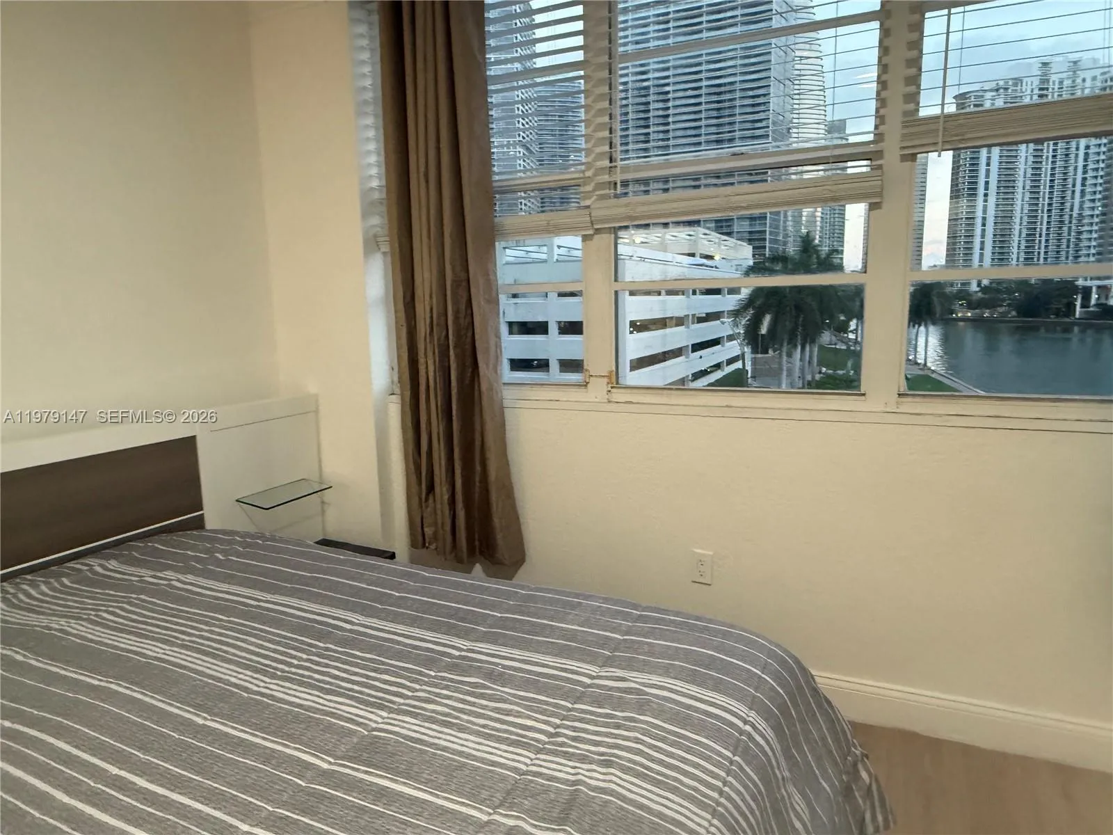 801 Brickell Bay Dr 470, Miami, Florida 33131, Miami, Florida 33131, 3 Bedrooms Bedrooms, ,3 BathroomsBathrooms,Residential Lease,For Rent,801 Brickell Bay Dr 470, Miami, Florida 33131,A11979147