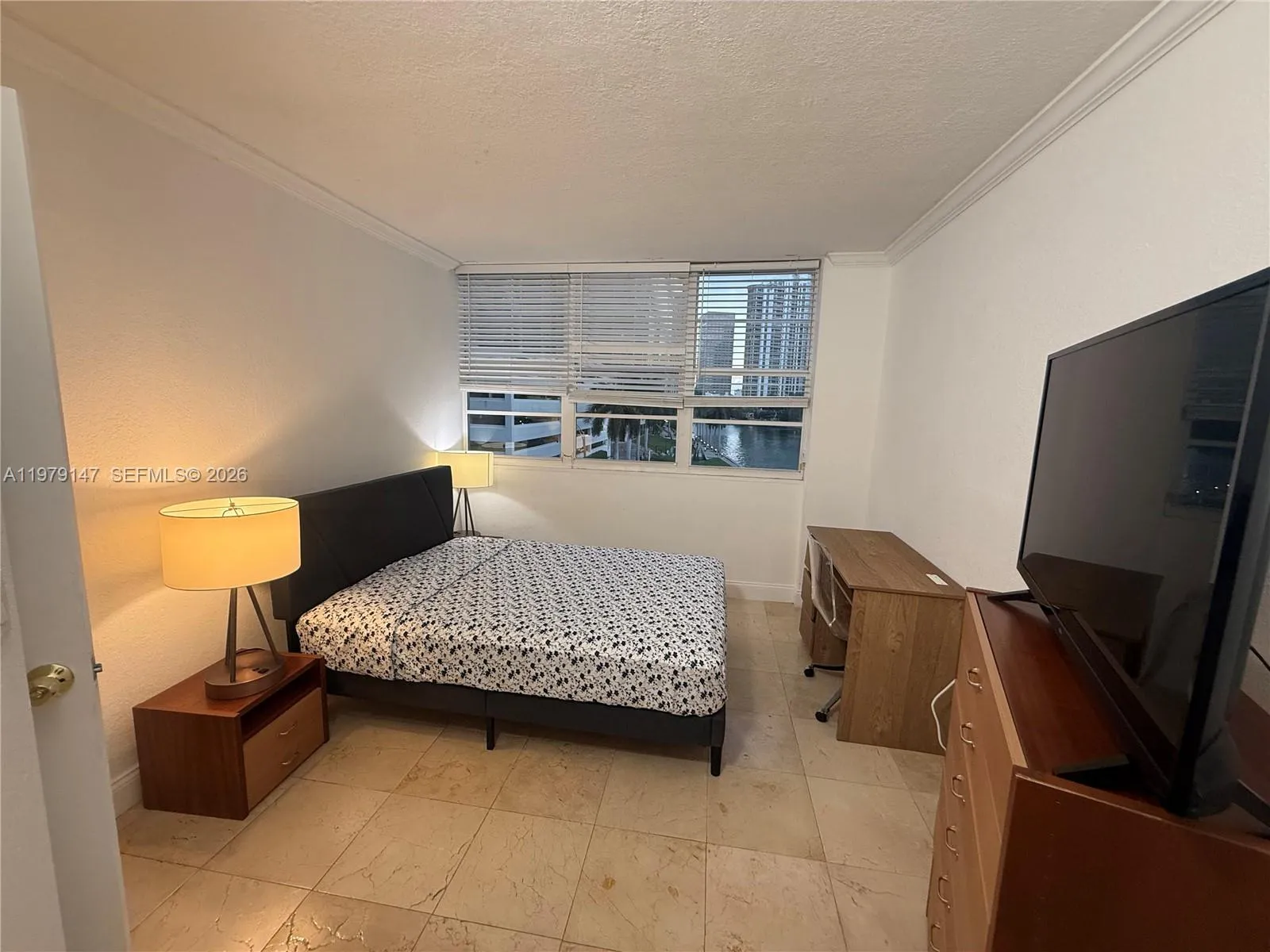 801 Brickell Bay Dr 470, Miami, Florida 33131, Miami, Florida 33131, 3 Bedrooms Bedrooms, ,3 BathroomsBathrooms,Residential Lease,For Rent,801 Brickell Bay Dr 470, Miami, Florida 33131,A11979147
