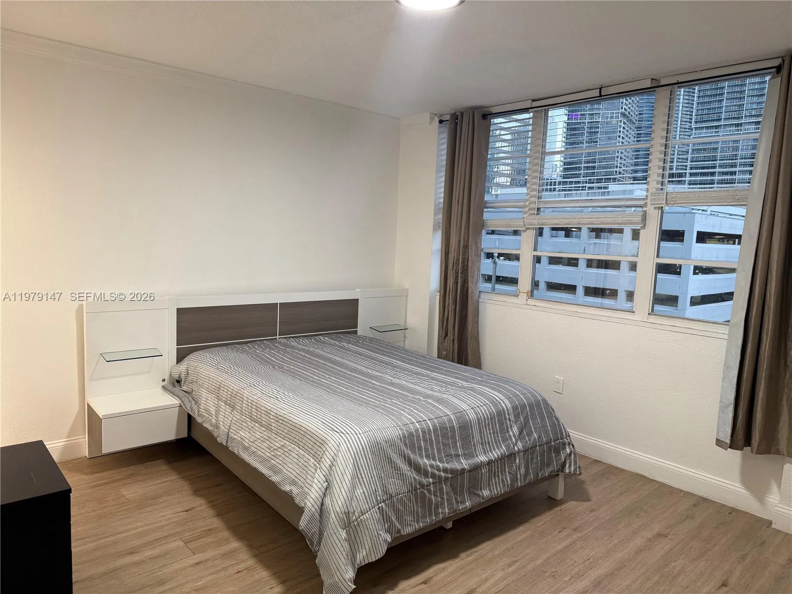 801 Brickell Bay Dr 470, Miami, Florida 33131, Miami, Florida 33131, 3 Bedrooms Bedrooms, ,3 BathroomsBathrooms,Residential Lease,For Rent,801 Brickell Bay Dr 470, Miami, Florida 33131,A11979147