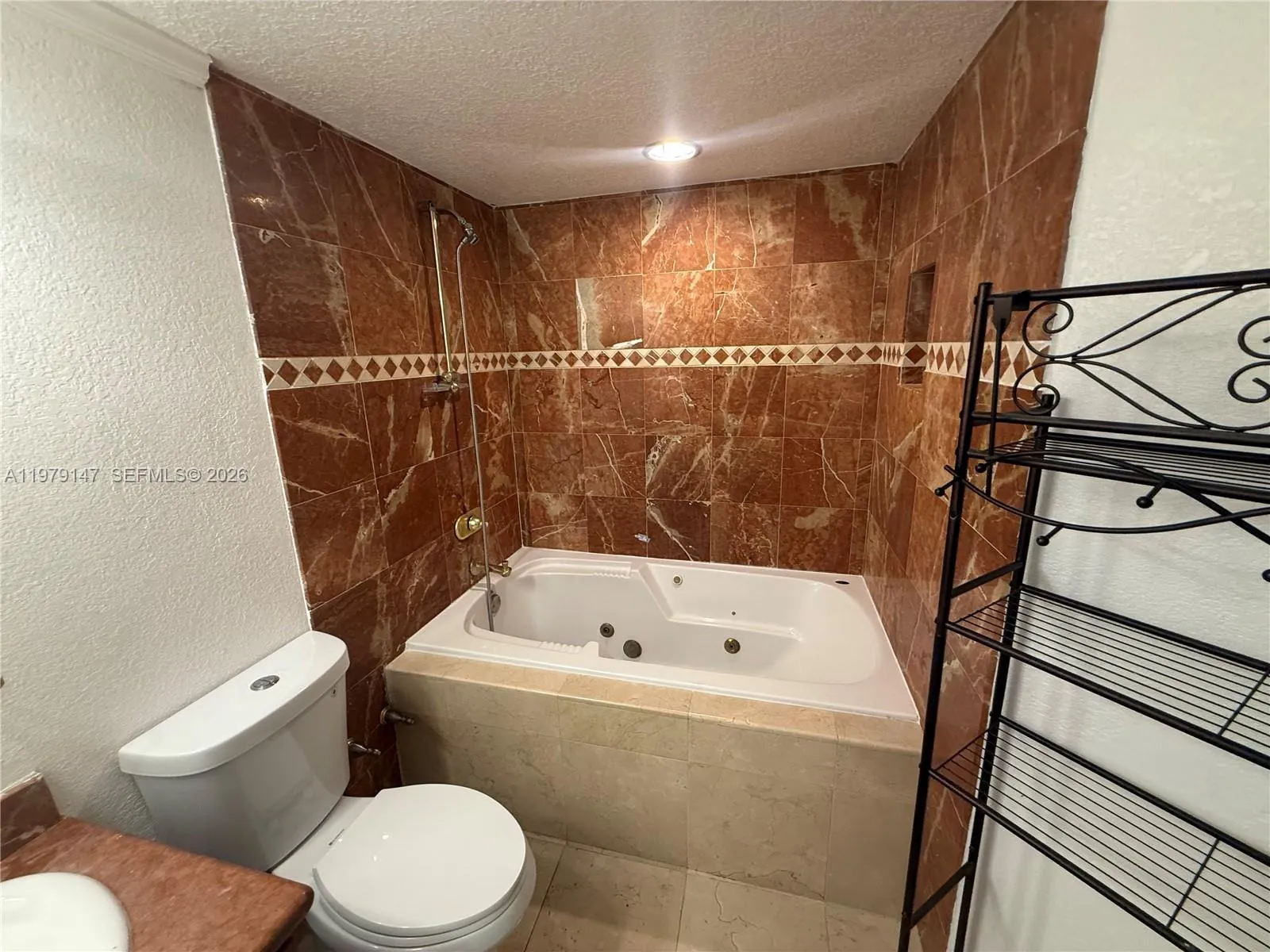 801 Brickell Bay Dr 470, Miami, Florida 33131, Miami, Florida 33131, 3 Bedrooms Bedrooms, ,3 BathroomsBathrooms,Residential Lease,For Rent,801 Brickell Bay Dr 470, Miami, Florida 33131,A11979147