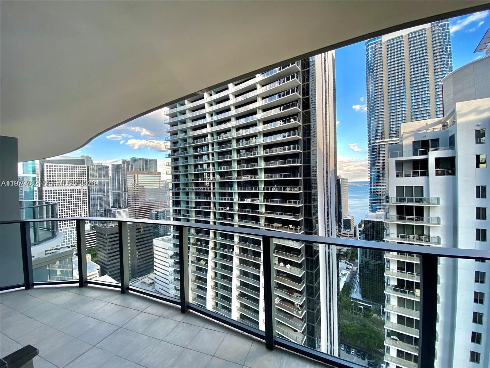 1000 Brickell Plz 3503, Miami, Florida 33131, Miami, Florida 33131, 1 Bedroom Bedrooms, ,1 BathroomBathrooms,Residential,For Sale,1000 Brickell Plz 3503, Miami, Florida 33131,A11979782