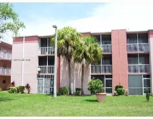 19825 Sw 114th Ave 323, Miami, Florida 33157, Miami, Florida 33157, 2 Bedrooms Bedrooms, ,2 BathroomsBathrooms,Residential,For Sale,19825 Sw 114th Ave 323, Miami, Florida 33157,A11979763