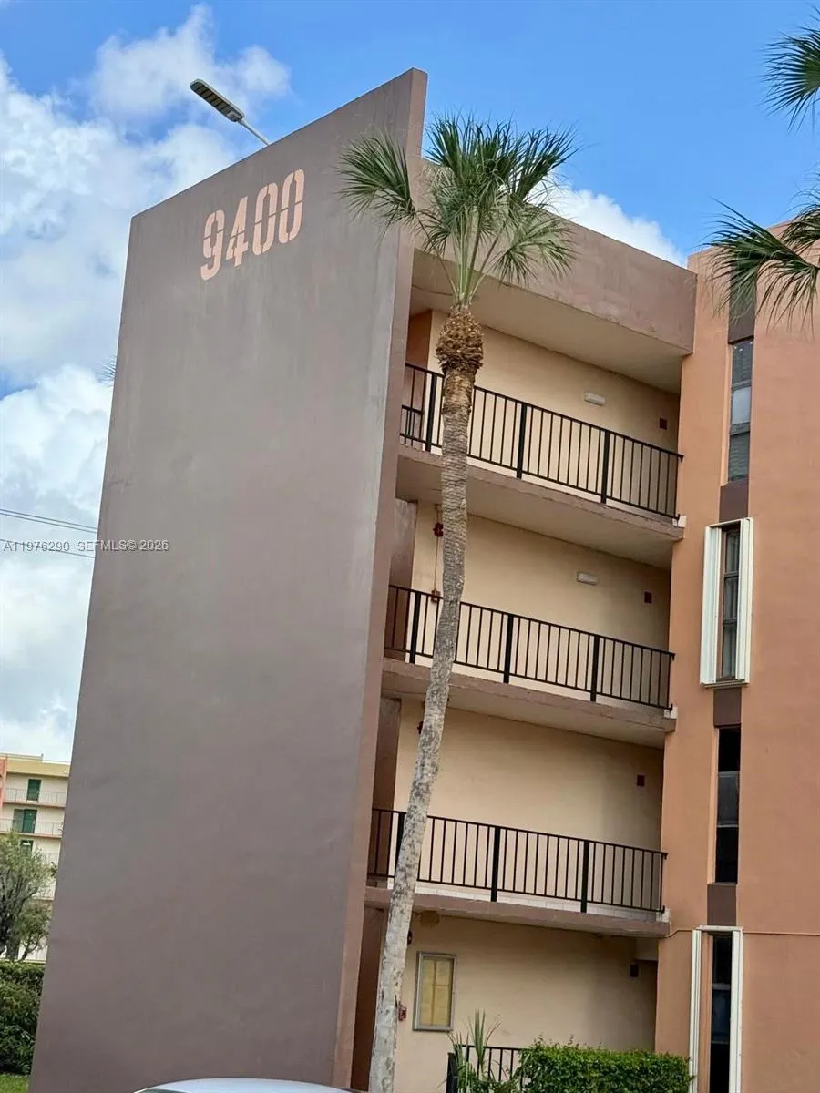 9400 West Flagler St 312, Miami, Florida 33174, Miami, Florida 33174, 2 Bedrooms Bedrooms, ,2 BathroomsBathrooms,Residential,For Sale,9400 West Flagler St 312, Miami, Florida 33174,A11976290