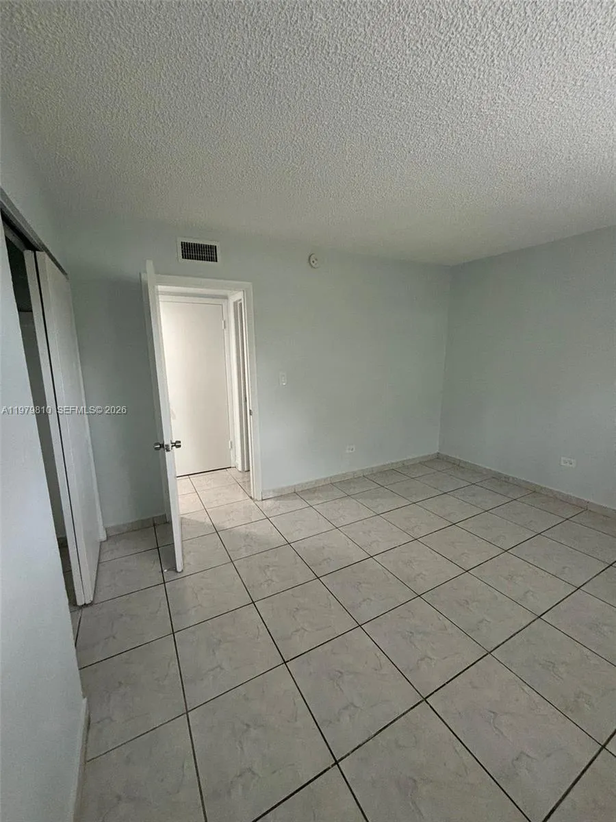 8101 Sw 73rd Ave 27, Miami, Florida 33143, Miami, Florida 33143, 2 Bedrooms Bedrooms, ,2 BathroomsBathrooms,Residential Lease,For Rent,8101 Sw 73rd Ave 27, Miami, Florida 33143,A11979810